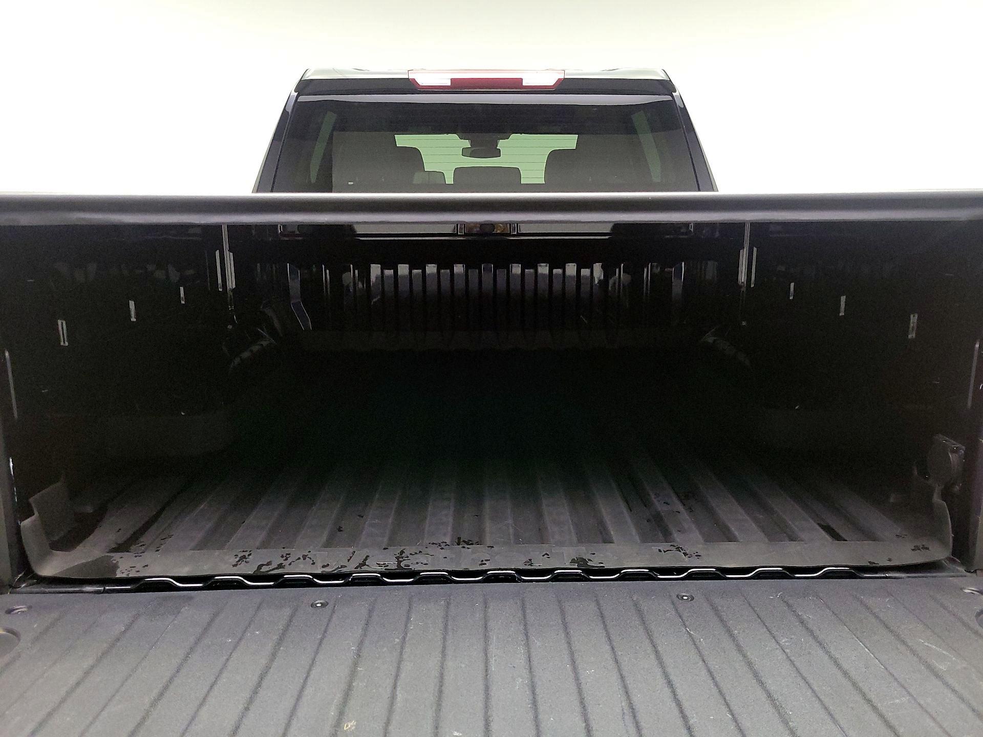 Thumbnail: 2022 Chevrolet Silverado 1500 - 20