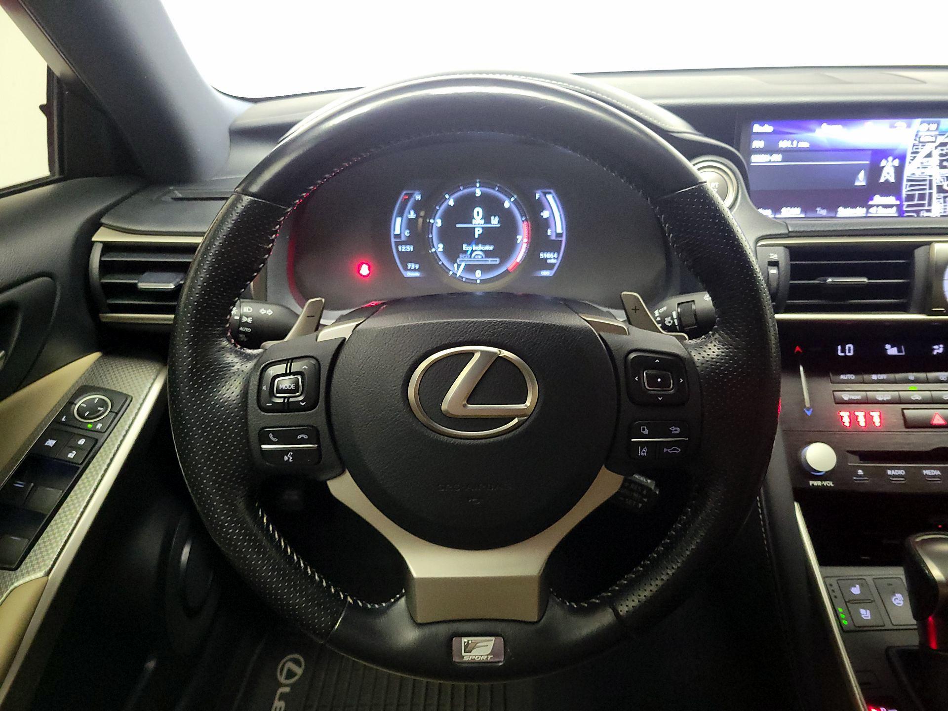 Thumbnail: 2017 Lexus IS - 10