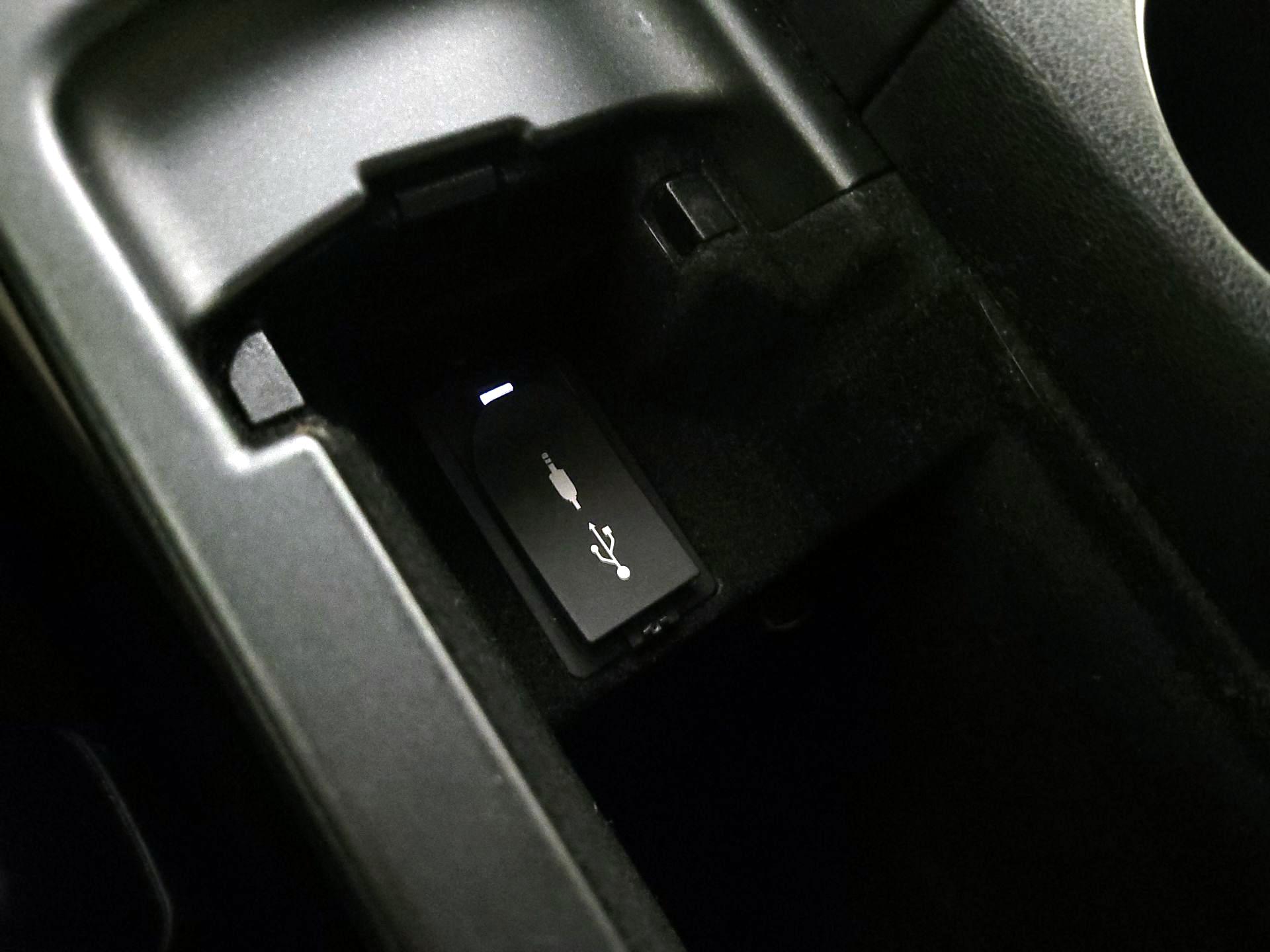 Thumbnail: 2017 Lexus IS - 19