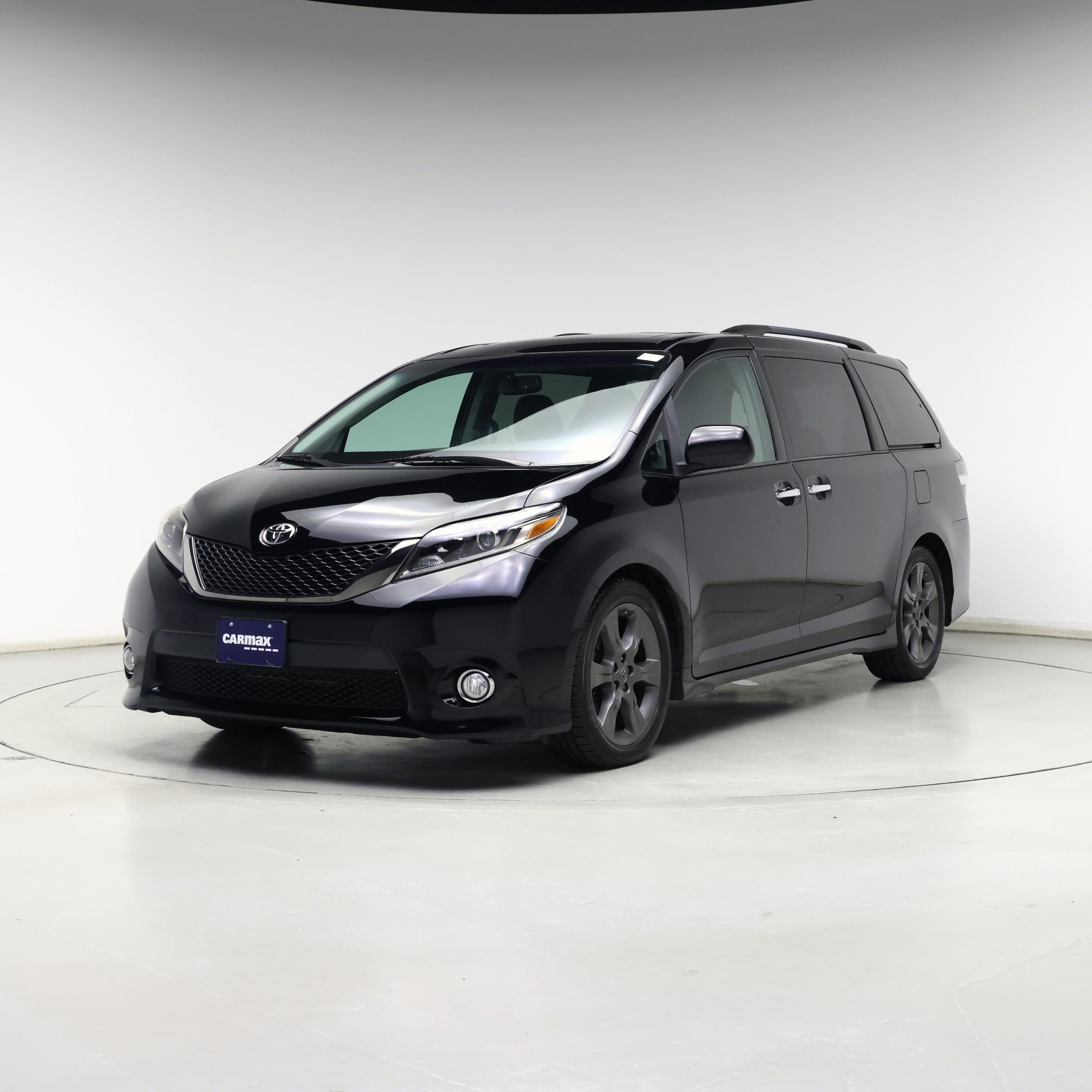 Thumbnail: 2015 Toyota Sienna - 4