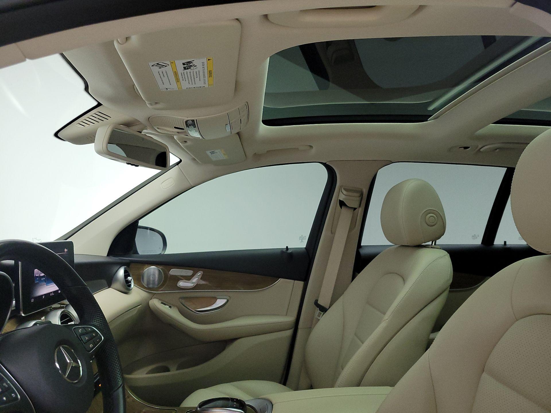 Thumbnail: 2019 Mercedes-Benz GLC - 20