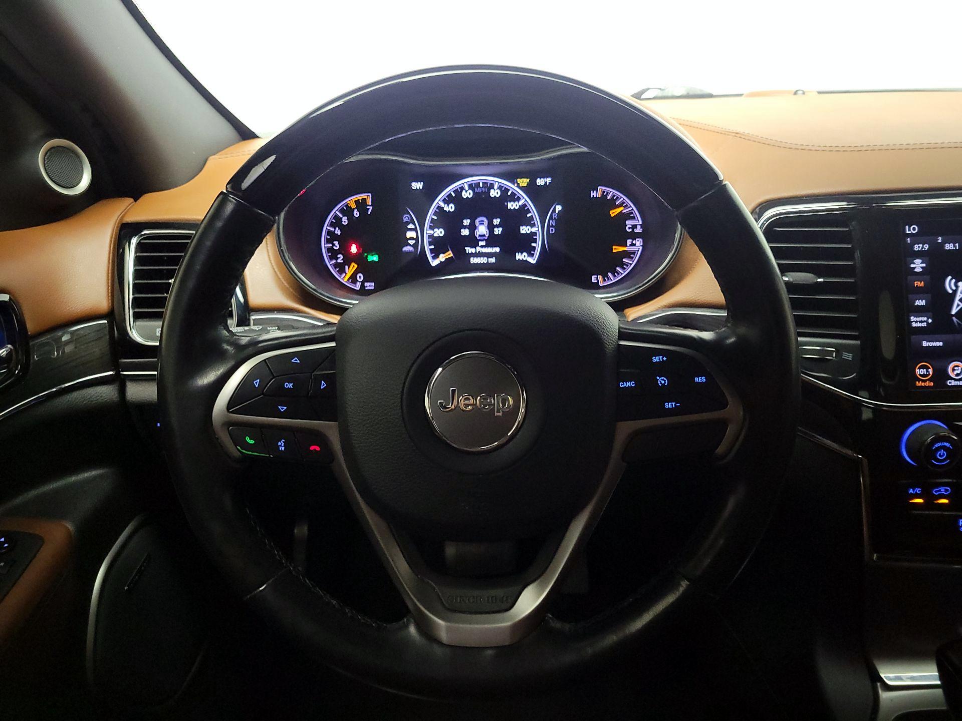 Thumbnail: 2021 Jeep Grand Cherokee - 10