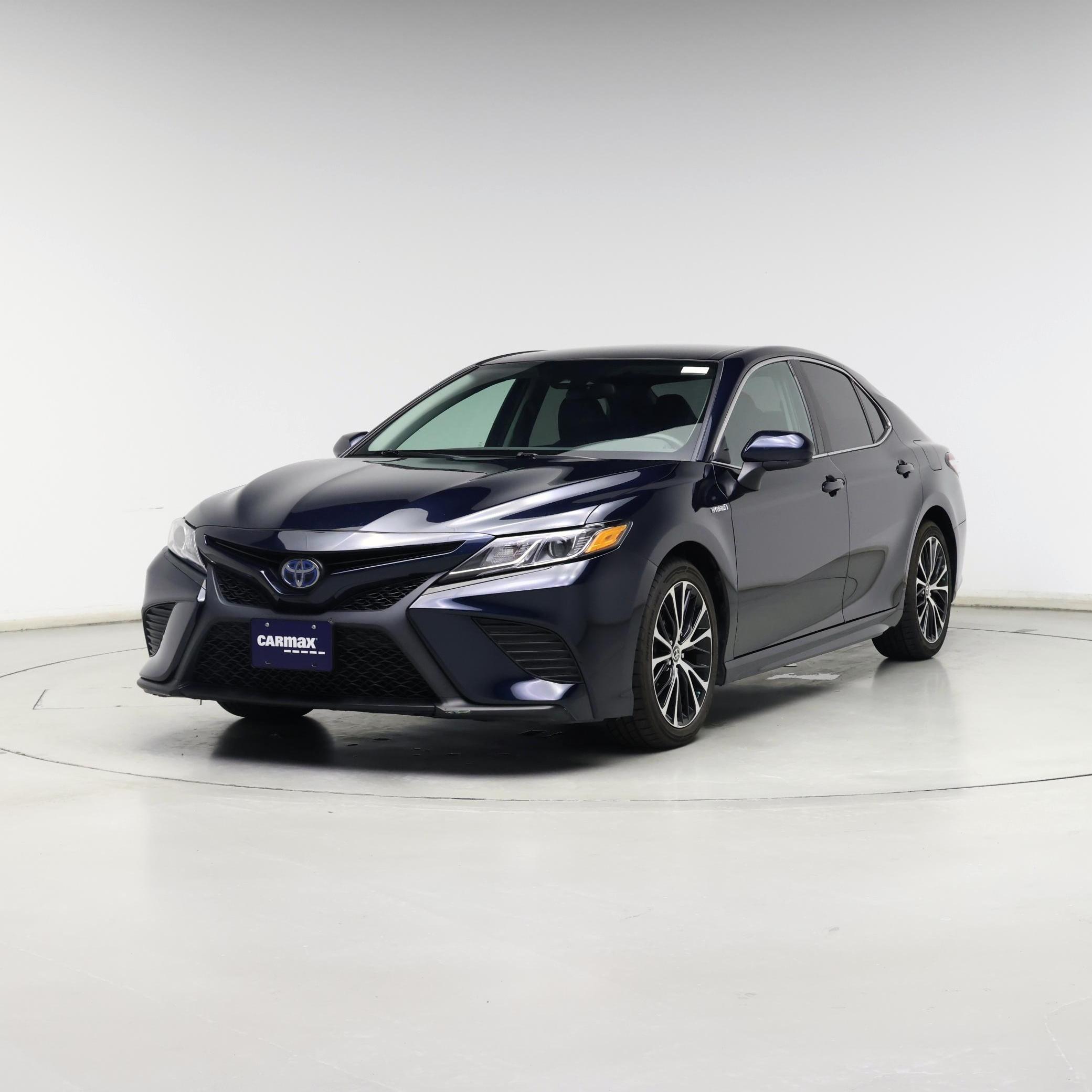 Thumbnail: 2020 Toyota Camry - 4
