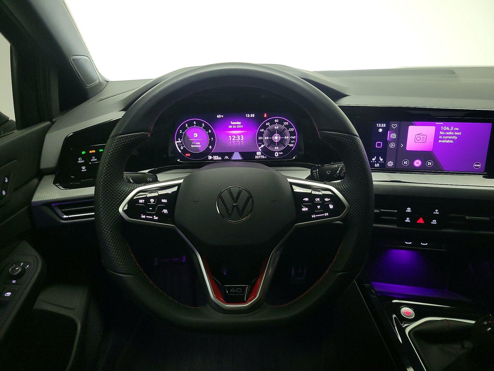Thumbnail: 2023 Volkswagen Golf - 10