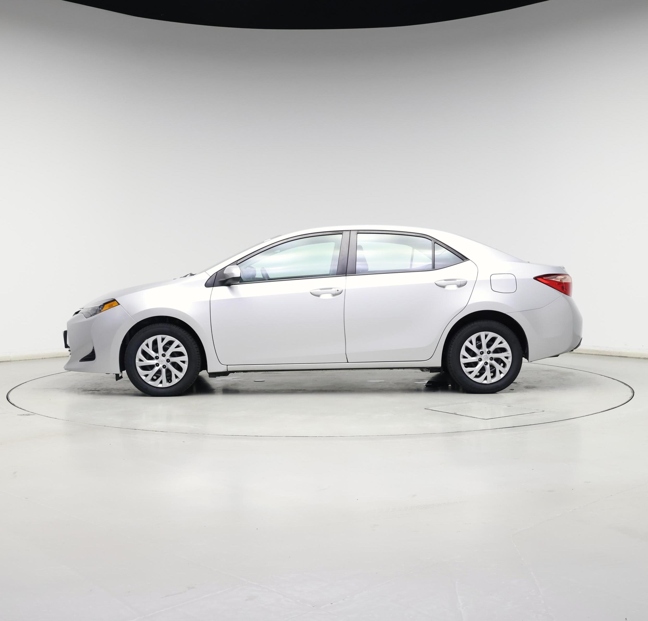 Thumbnail: 2019 Toyota Corolla - 3
