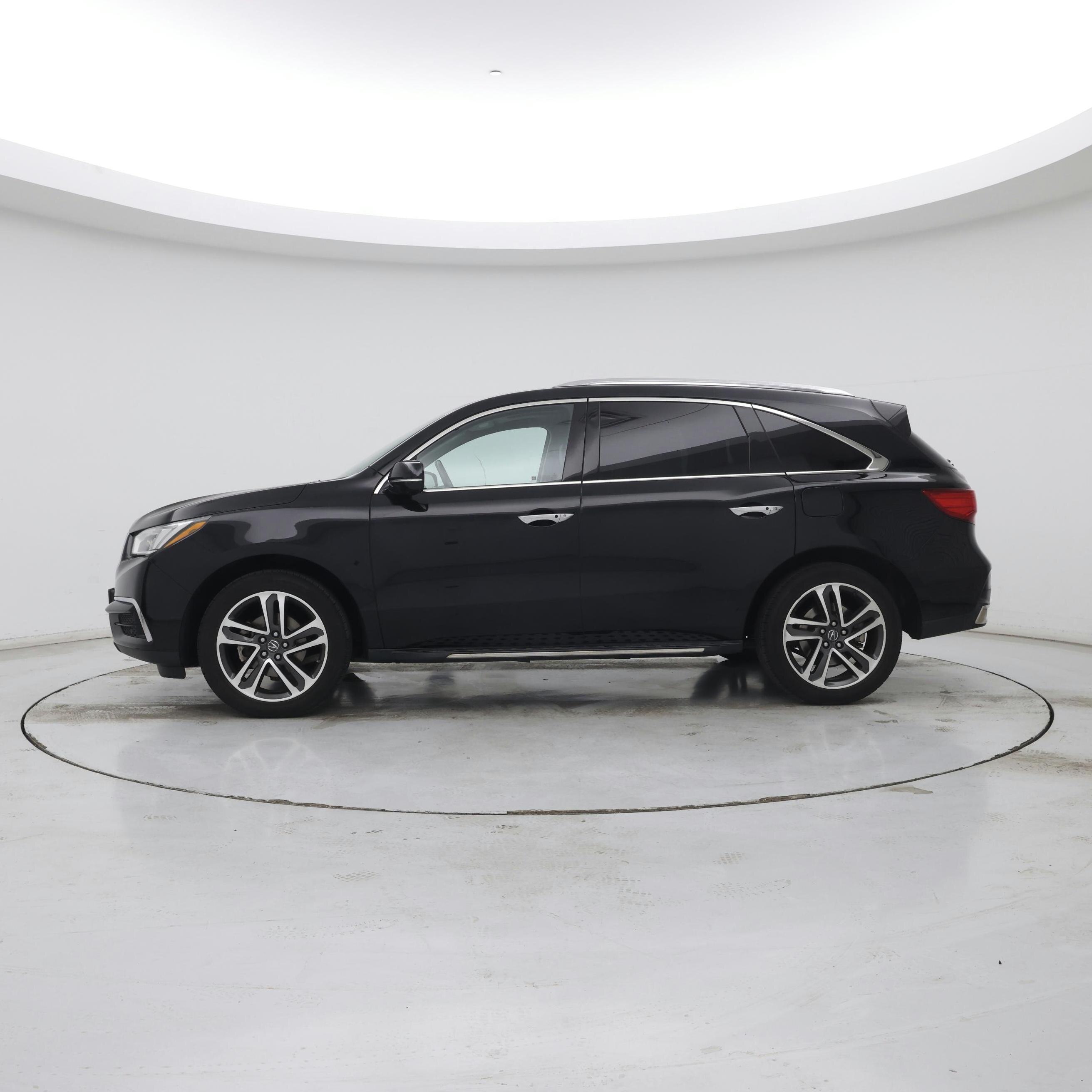 Thumbnail: 2017 Acura MDX - 3