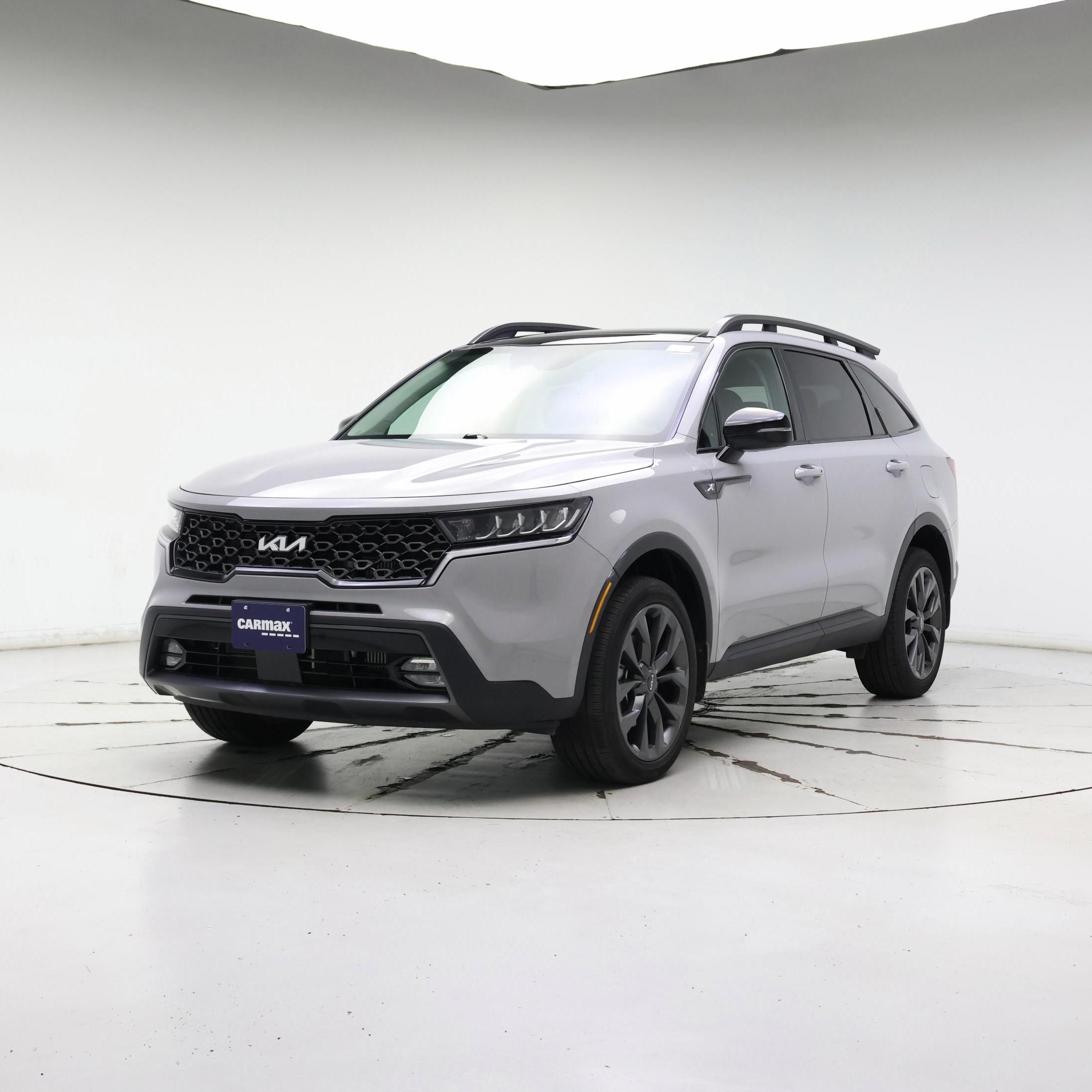 Thumbnail: 2023 Kia Sorento - 4