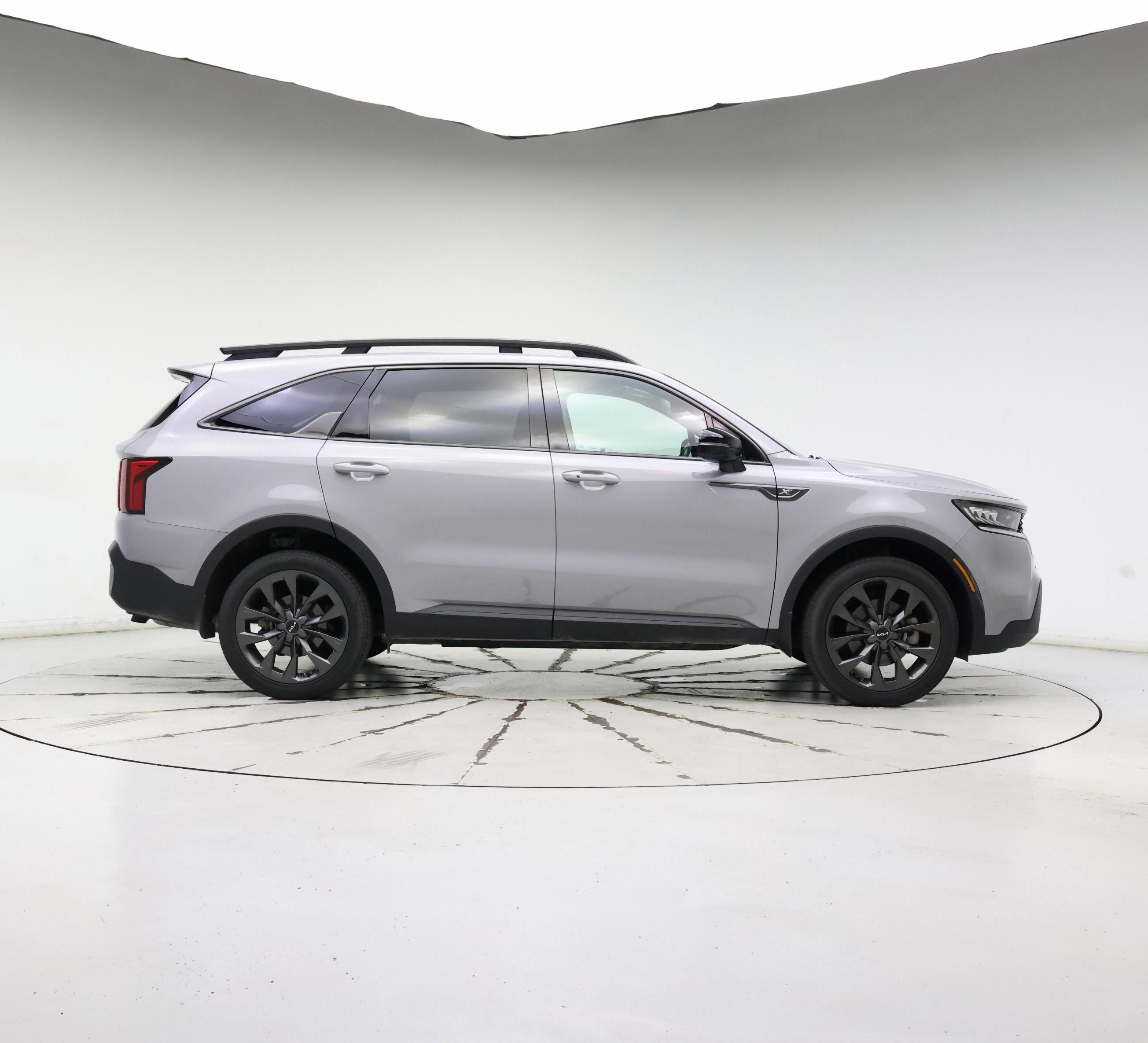 Thumbnail: 2023 Kia Sorento - 7