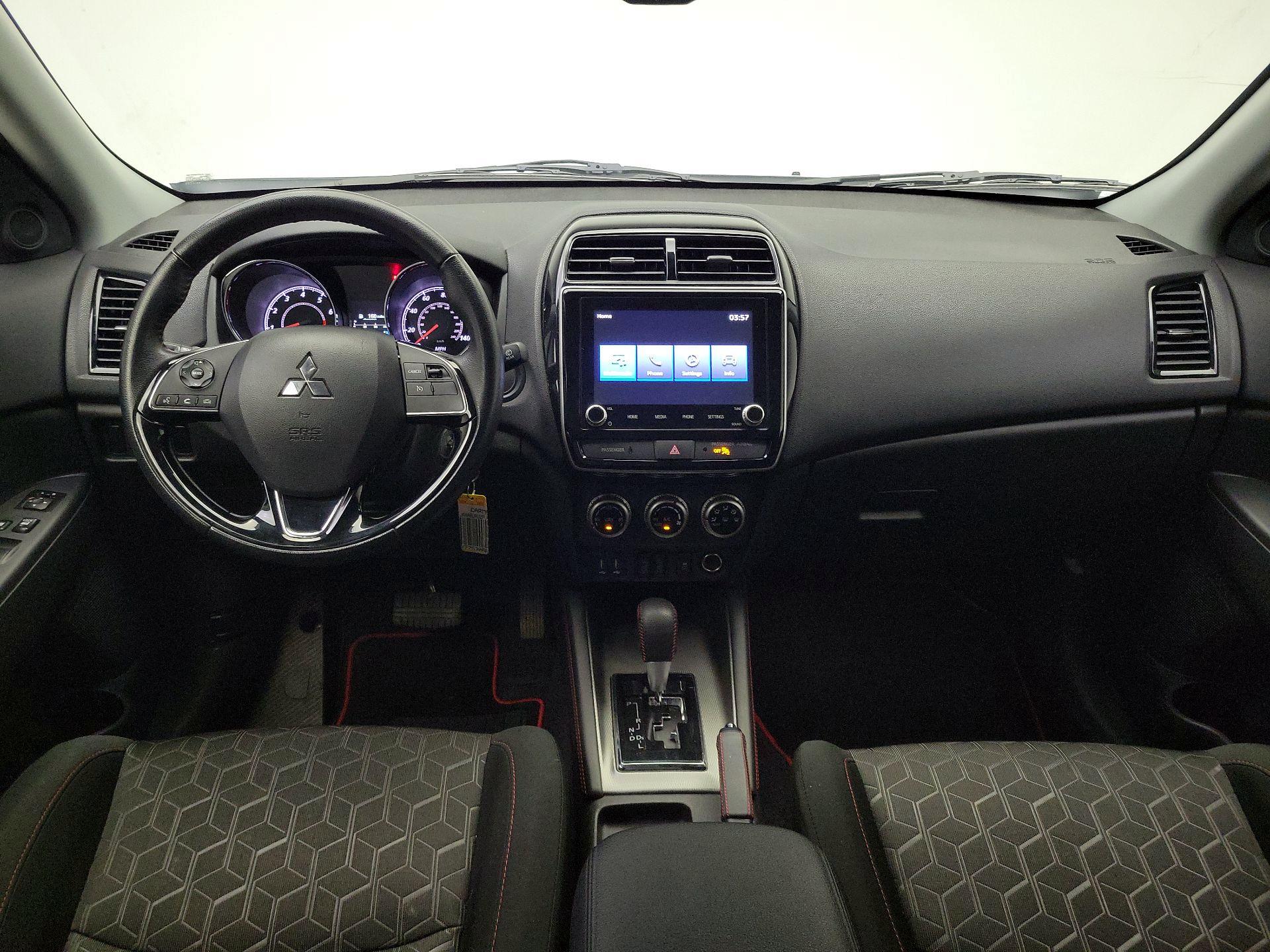 Thumbnail: 2023 Mitsubishi Outlander Sport - 9