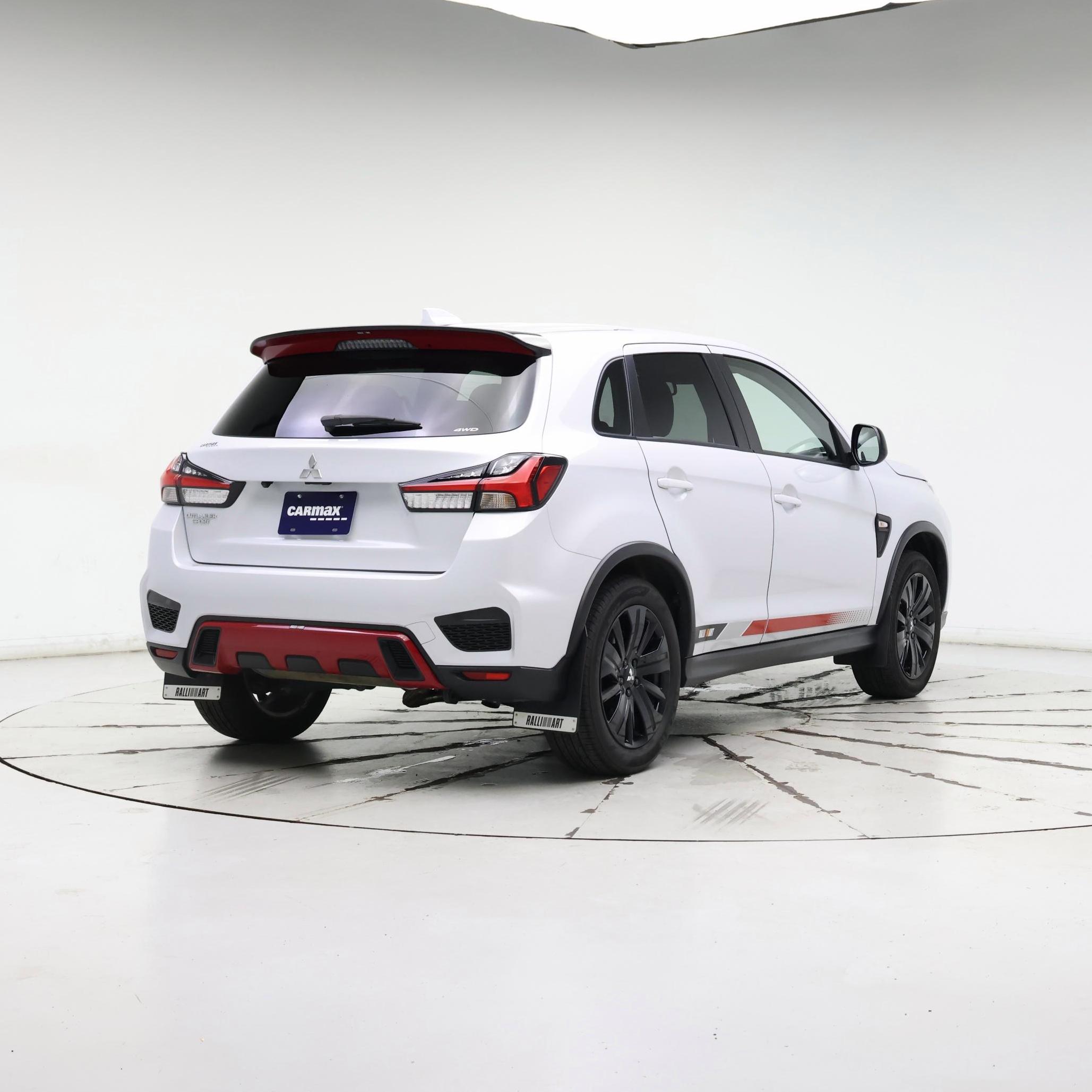 Thumbnail: 2023 Mitsubishi Outlander Sport - 8