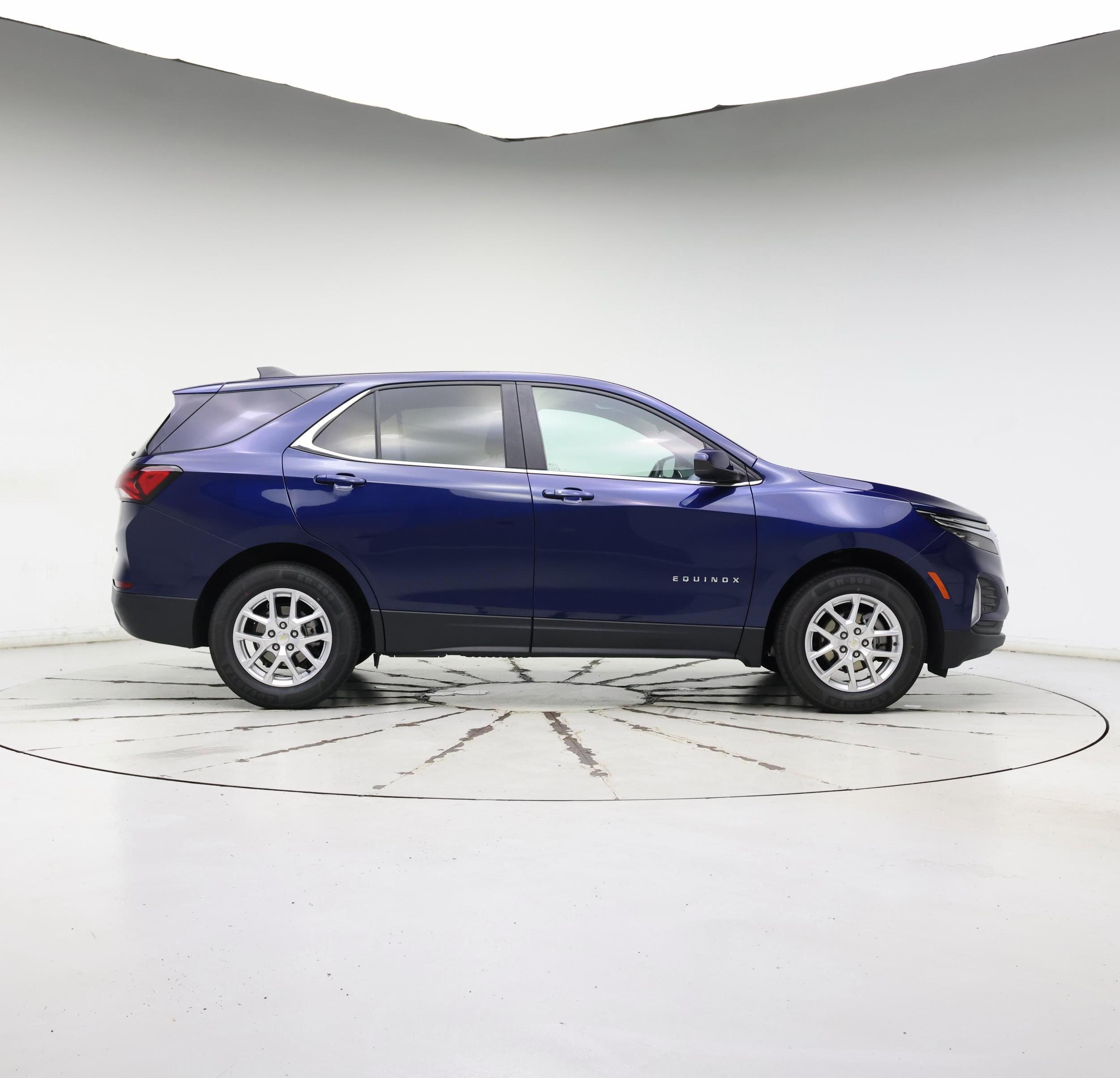 Thumbnail: 2022 Chevrolet Equinox - 7