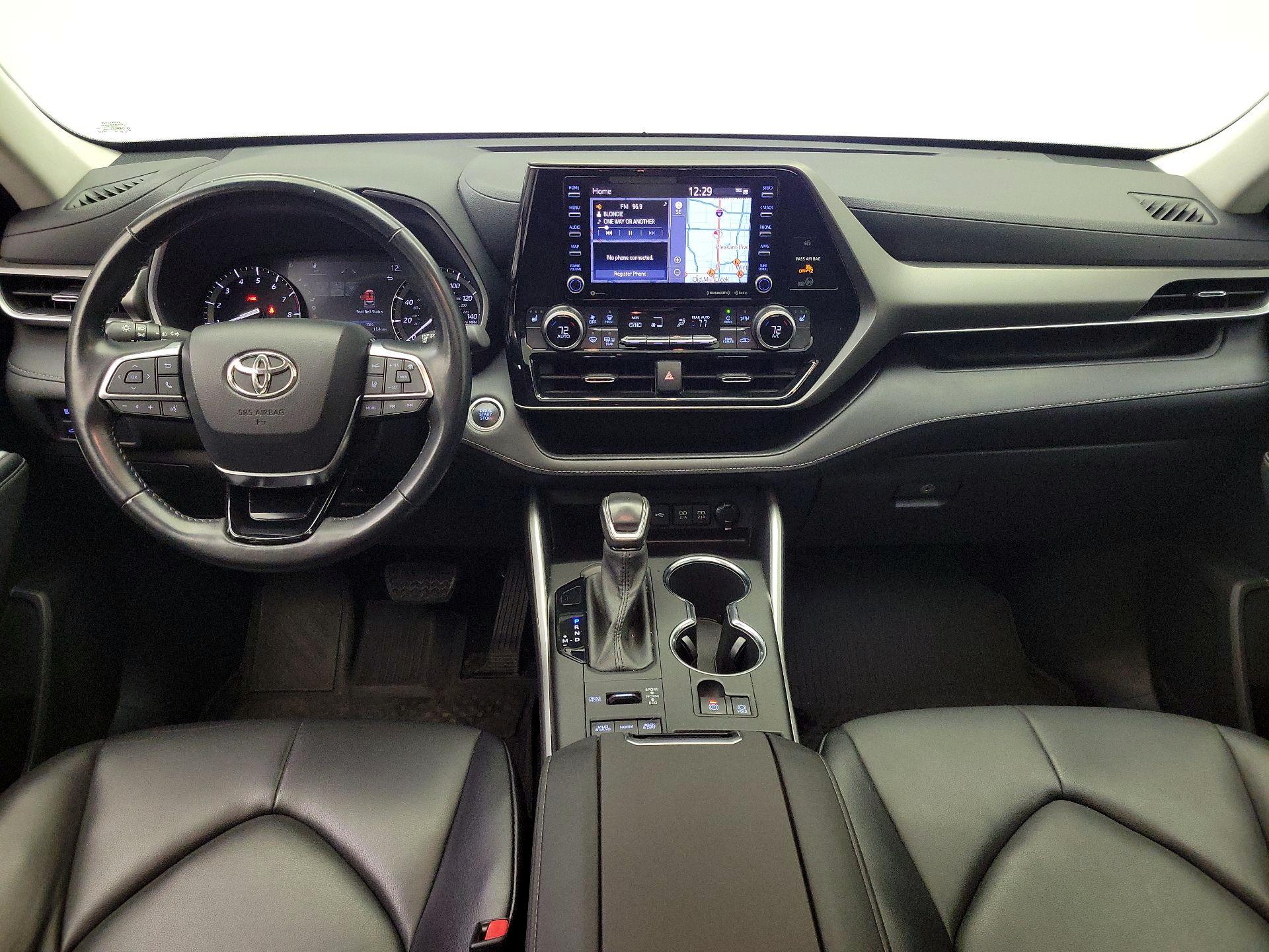 Thumbnail: 2021 Toyota Highlander - 9