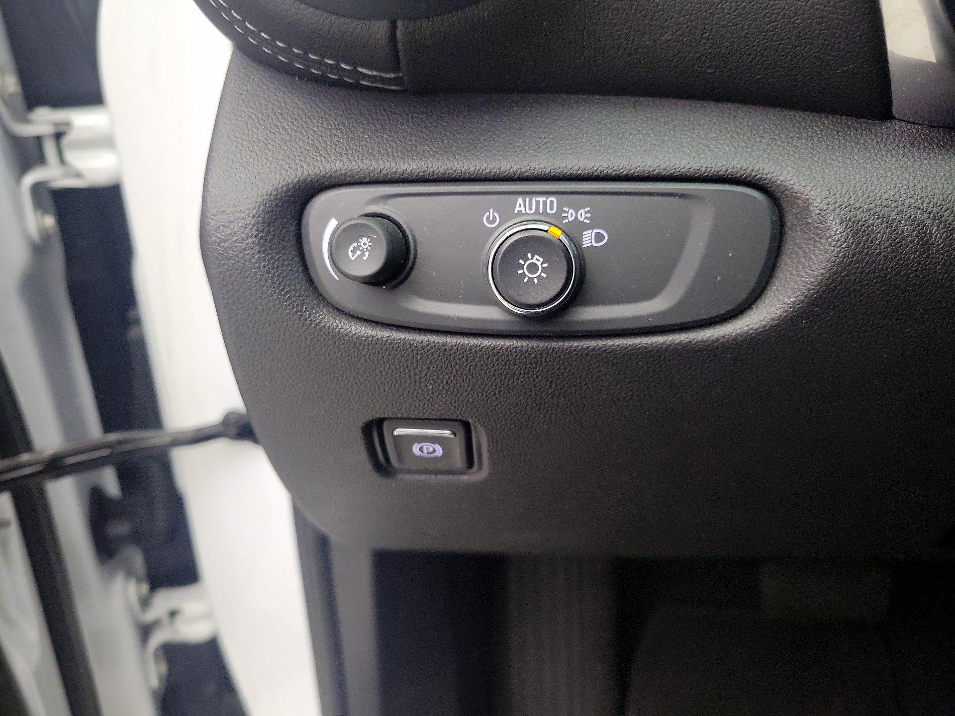 Thumbnail: 2023 Chevrolet Blazer - 13