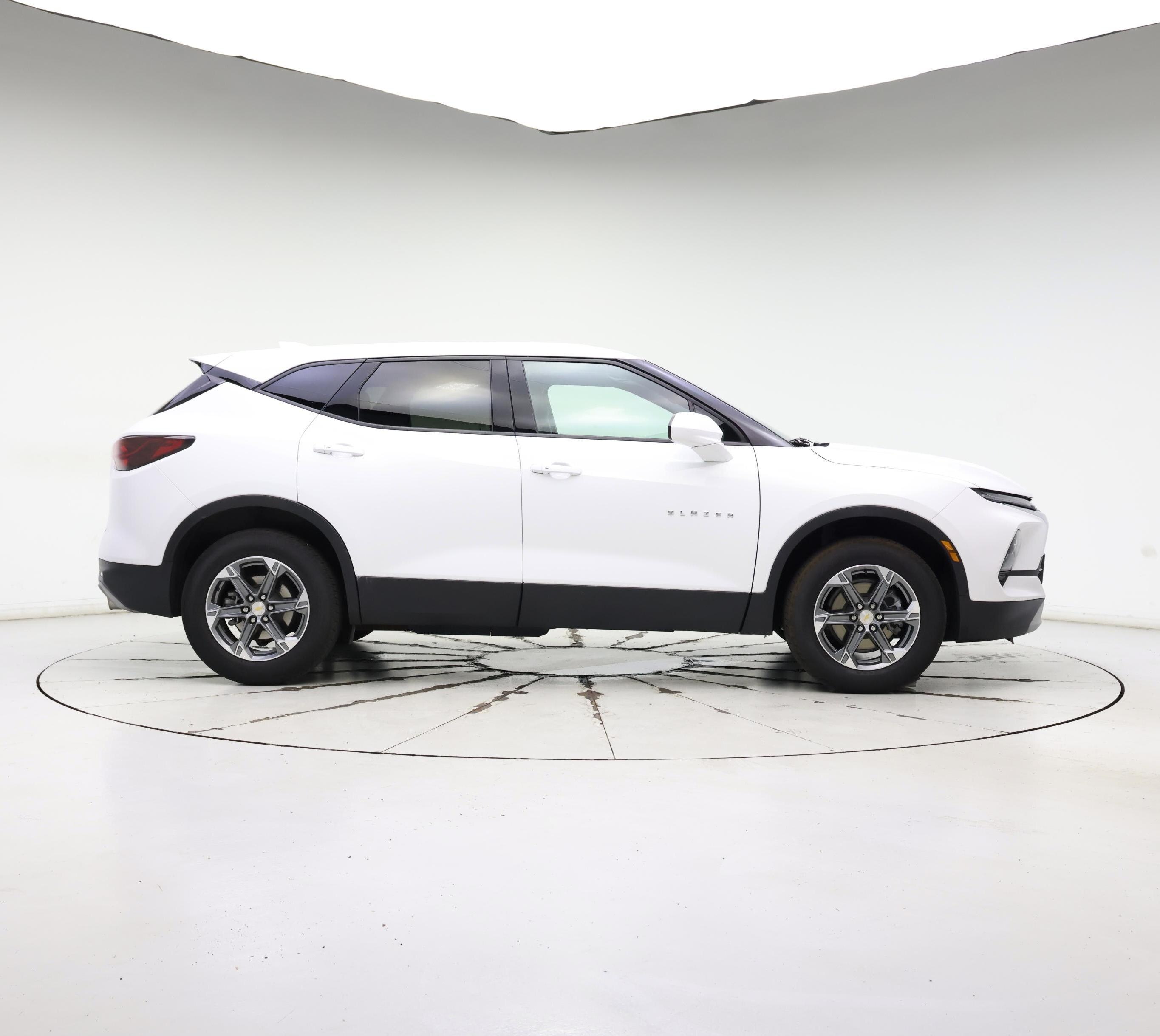 Thumbnail: 2023 Chevrolet Blazer - 7