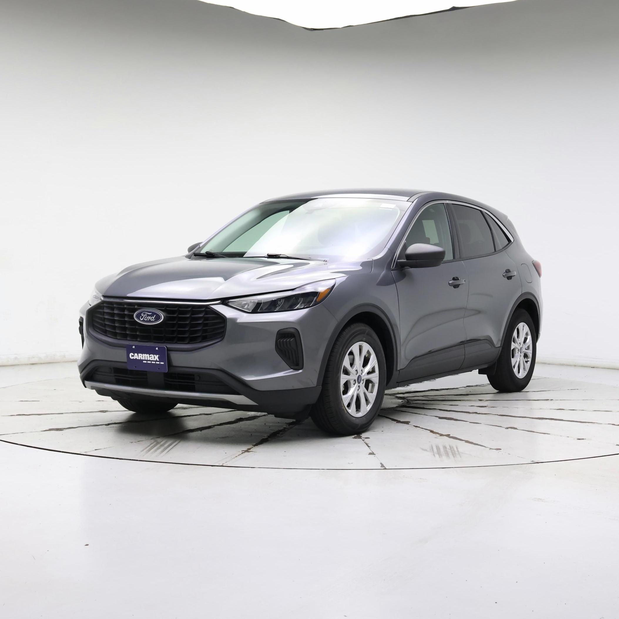 Thumbnail: 2023 Ford Escape - 4