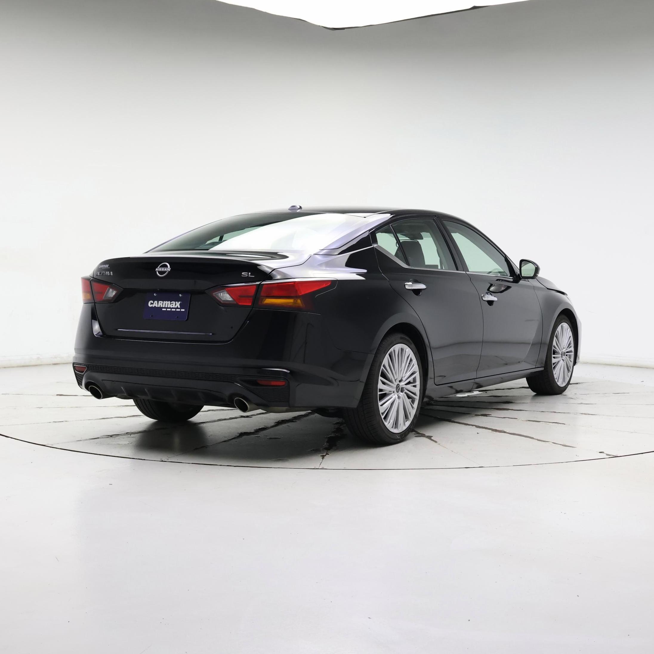 Thumbnail: 2023 Nissan Altima - 8