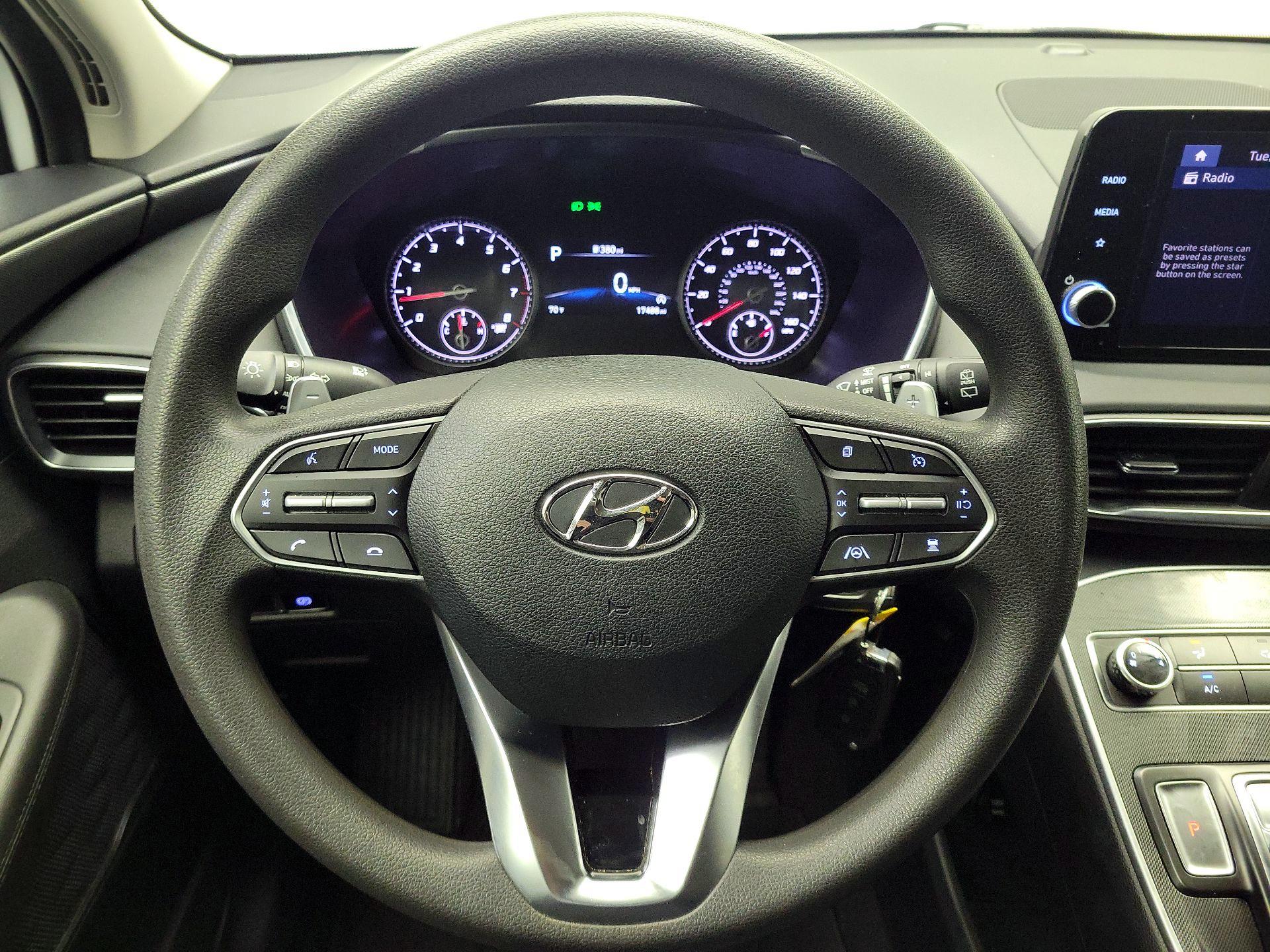 Thumbnail: 2023 Hyundai Santa Fe - 10