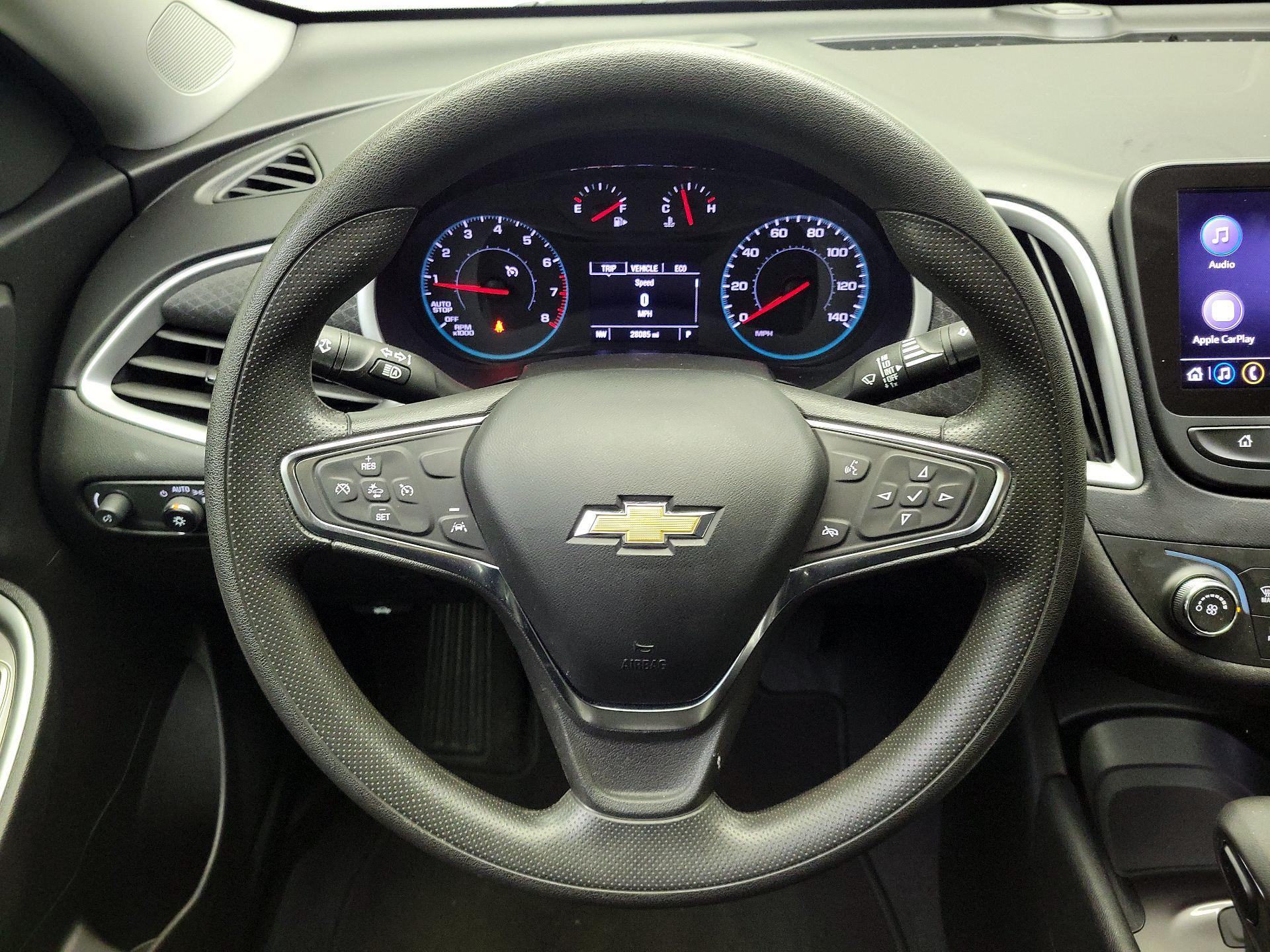 Thumbnail: 2023 Chevrolet Malibu - 10