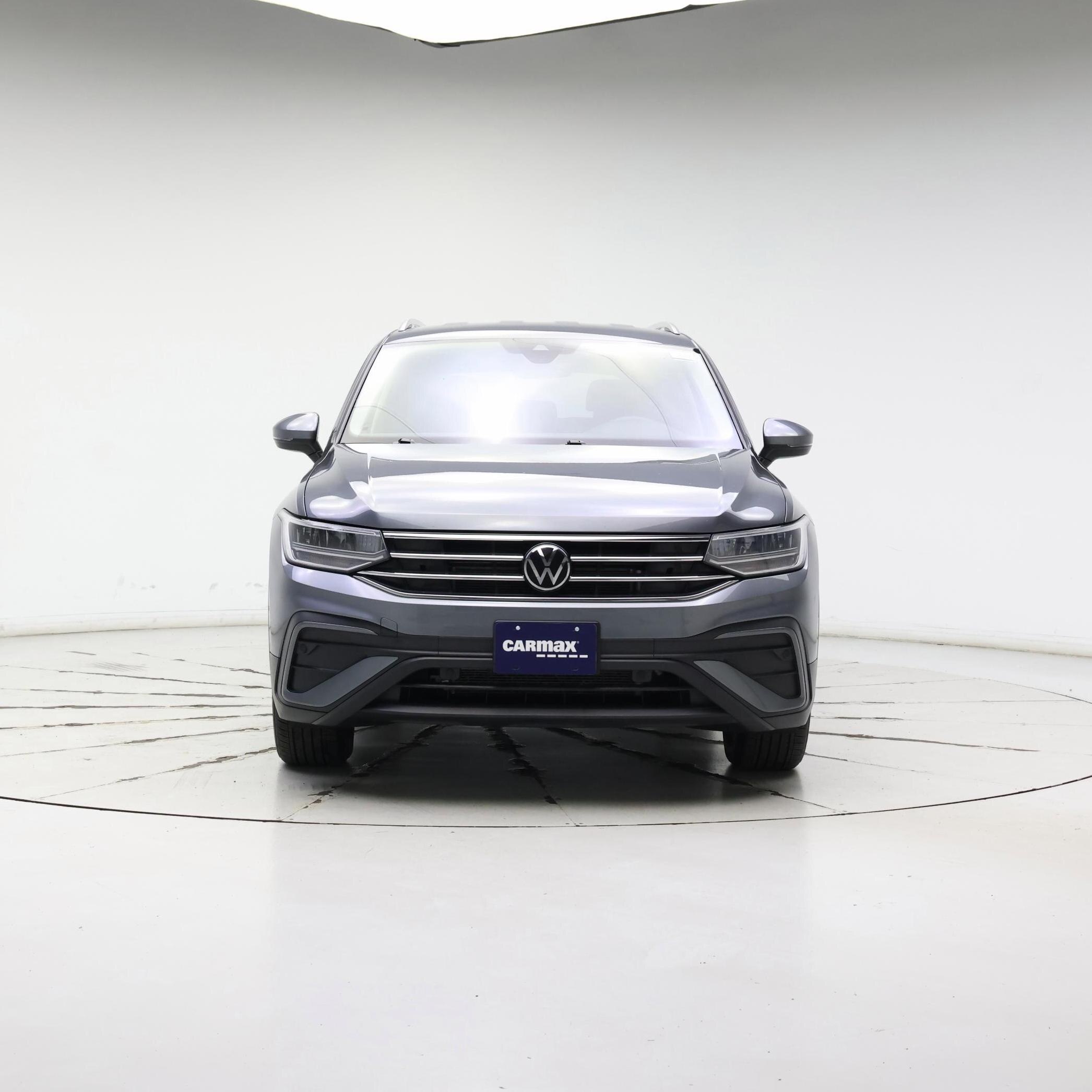 Thumbnail: 2023 Volkswagen Tiguan - 5