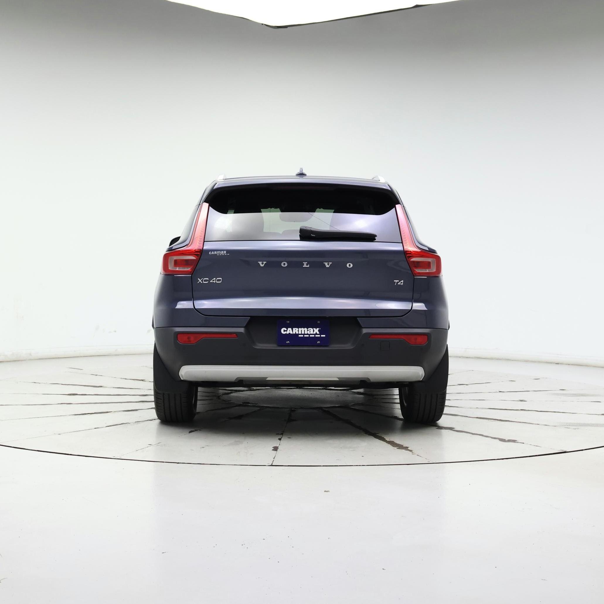 Thumbnail: 2022 Volvo XC40 - 6