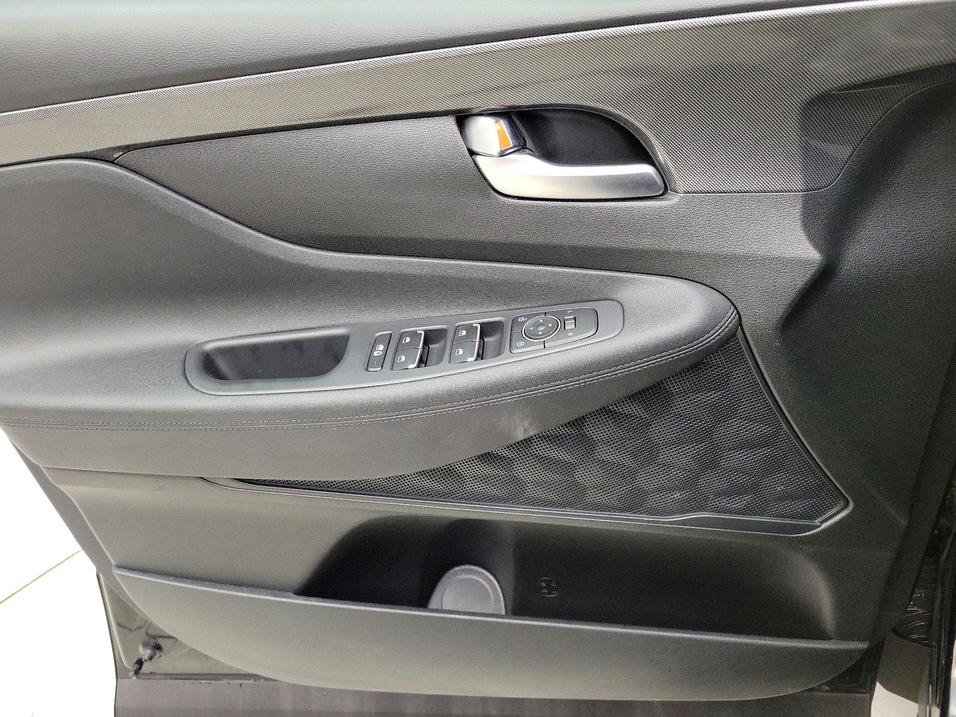 Thumbnail: 2023 Hyundai Santa Fe - 12