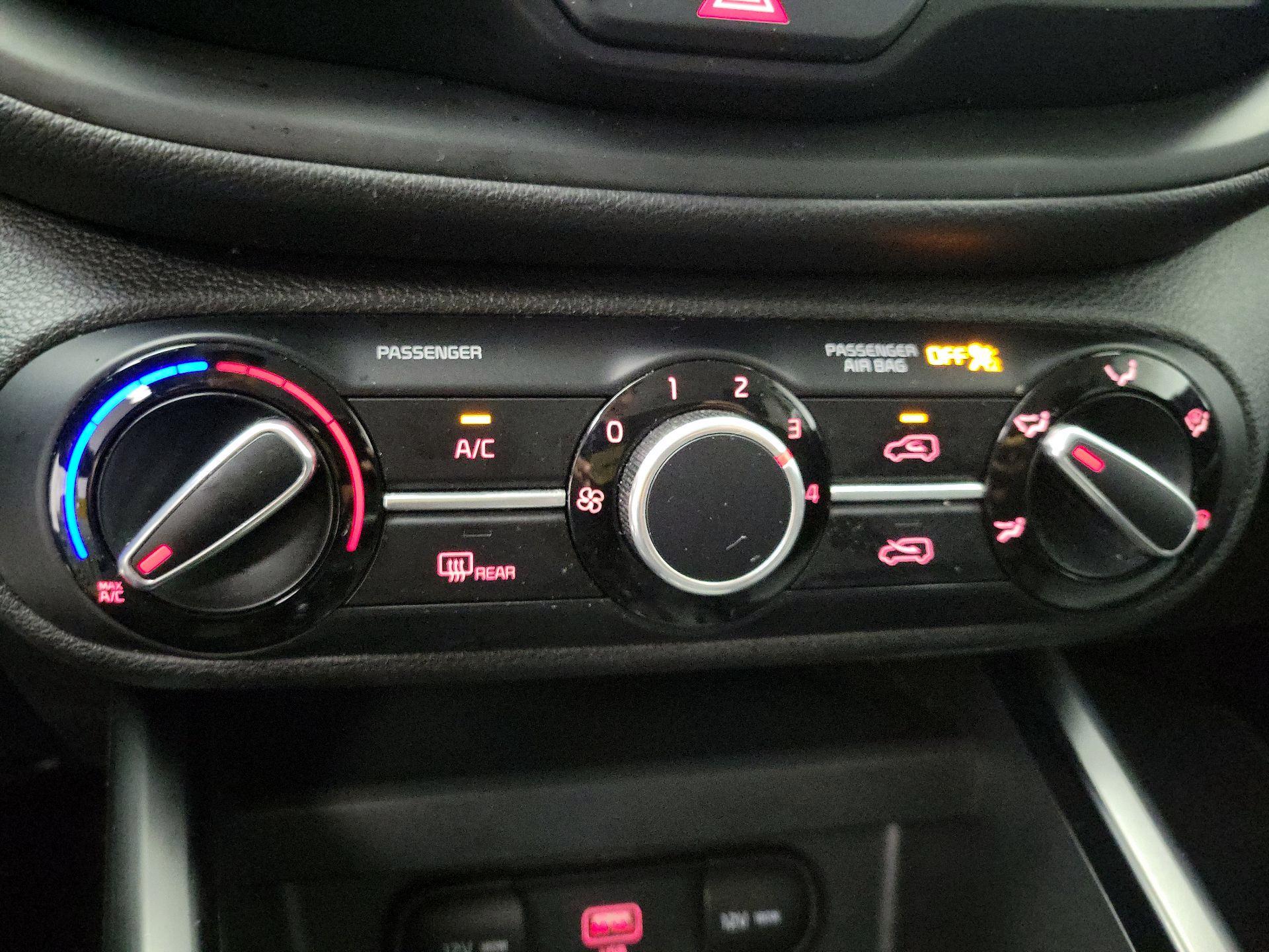 Thumbnail: 2021 Kia Soul - 15