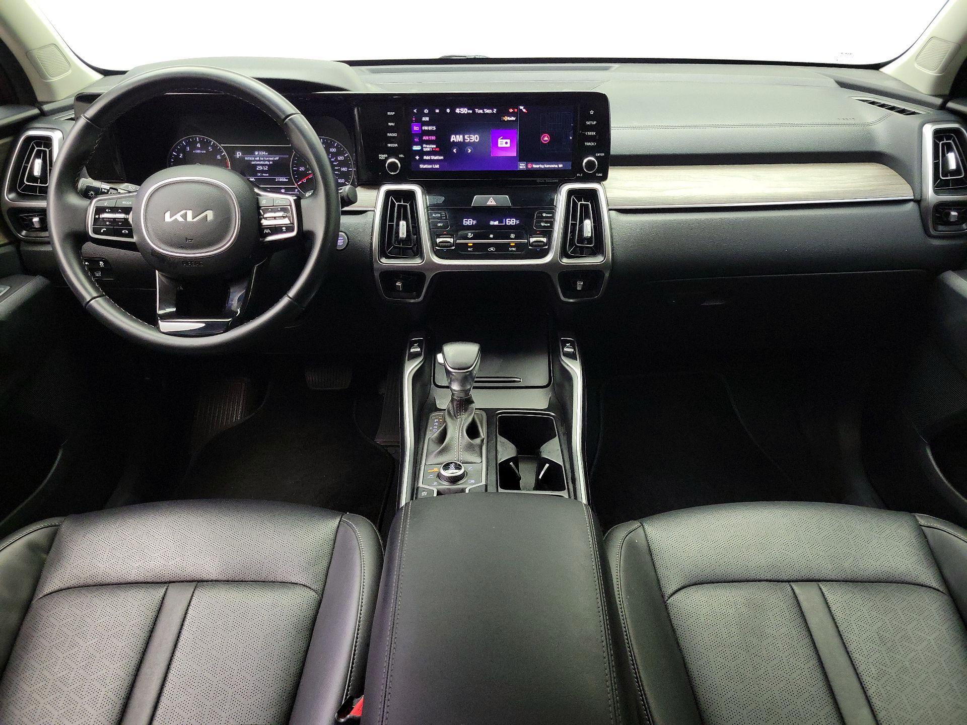 Thumbnail: 2022 Kia Sorento - 9