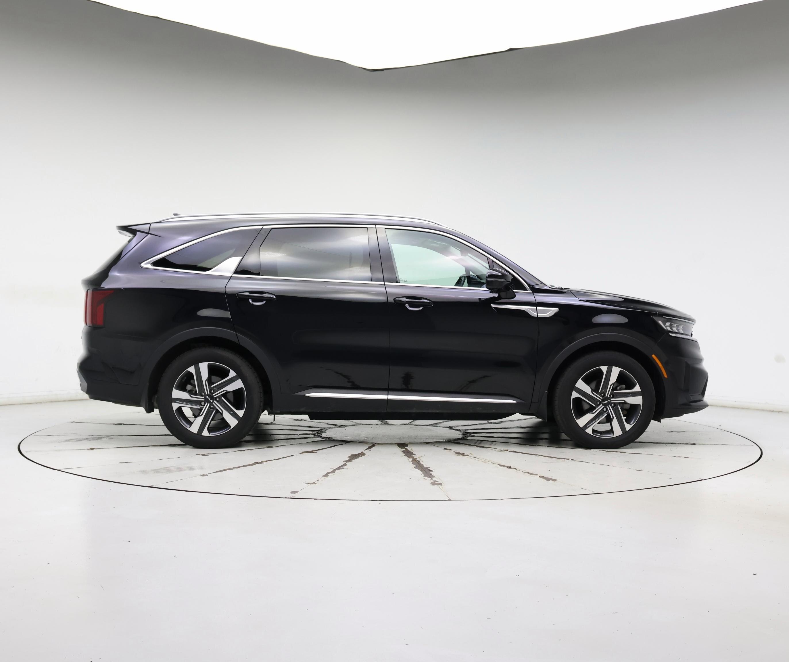 Thumbnail: 2023 Kia Sorento - 7