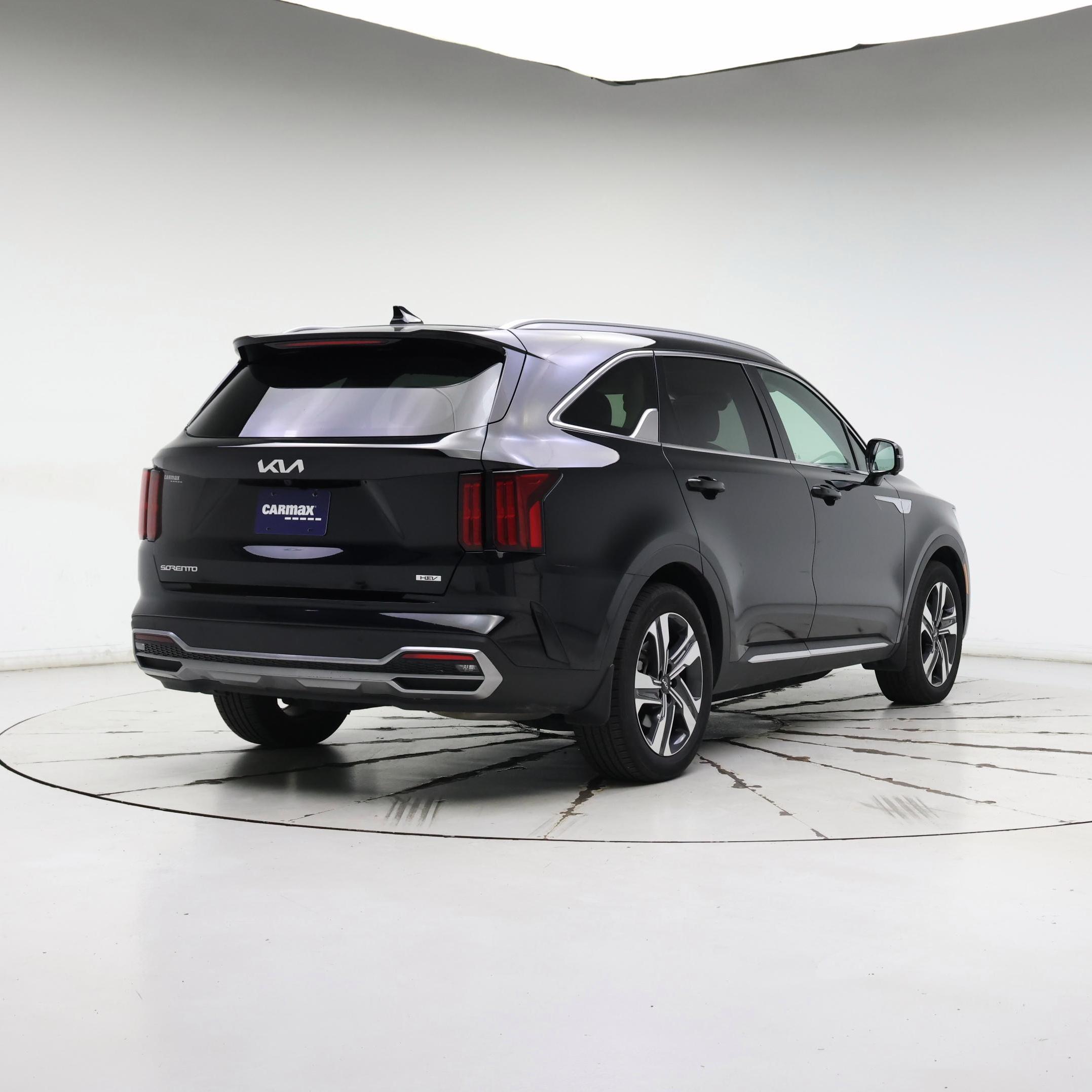 Thumbnail: 2023 Kia Sorento - 8