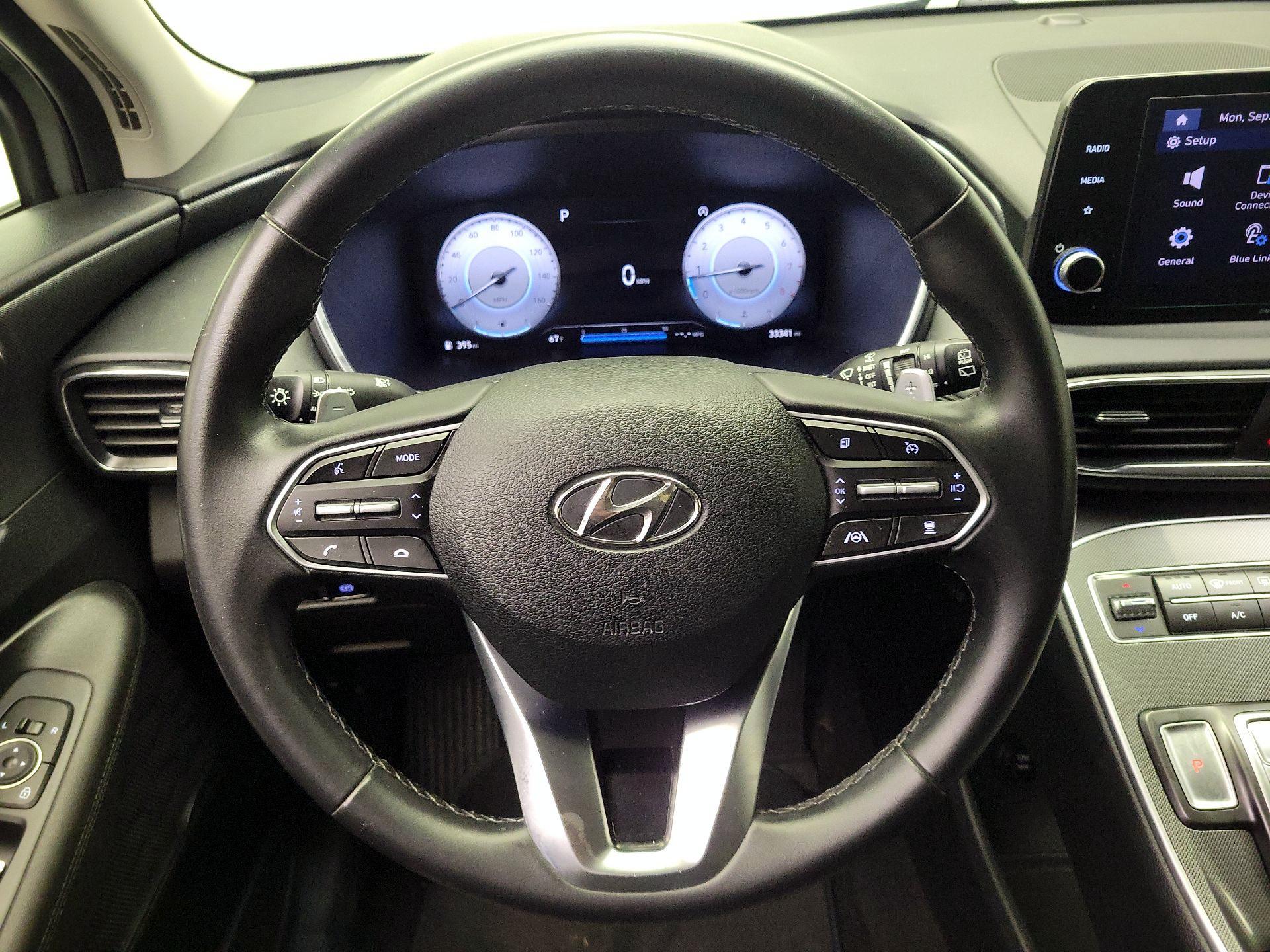 Thumbnail: 2022 Hyundai Santa Fe - 10