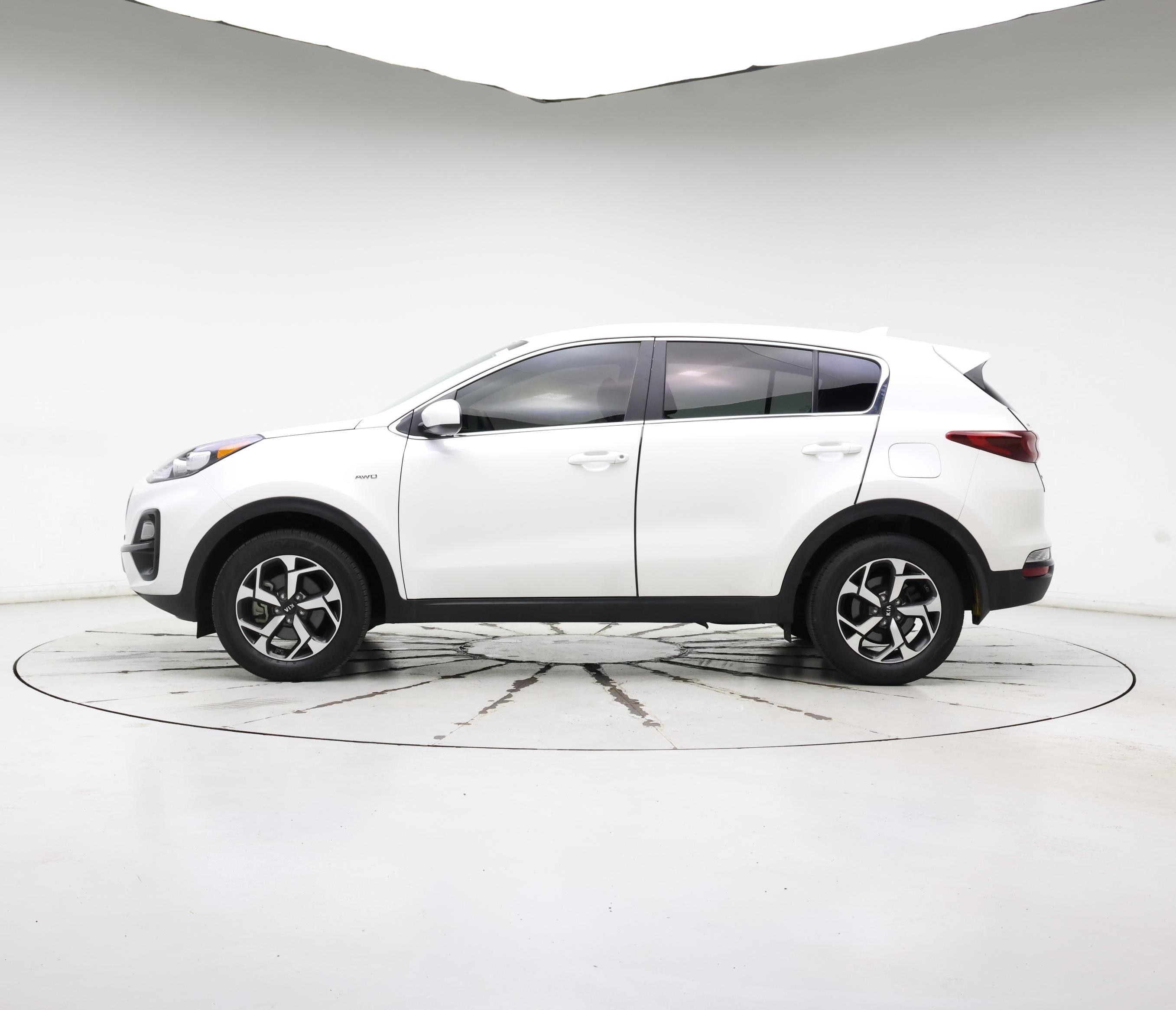 Thumbnail: 2021 Kia Sportage - 3