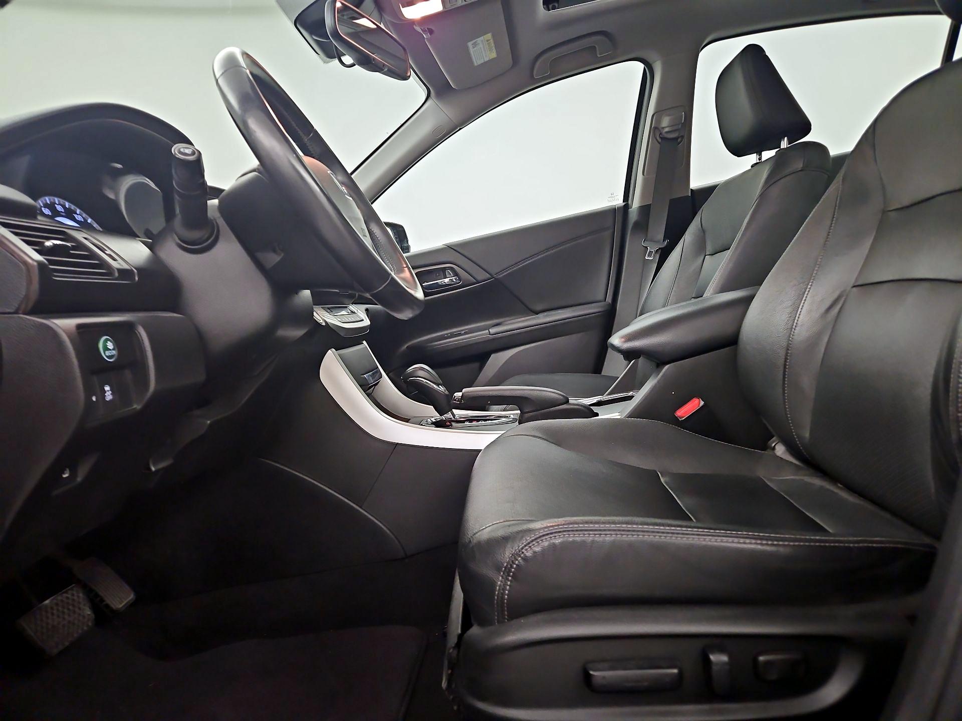 Thumbnail: 2015 Honda Accord - 11