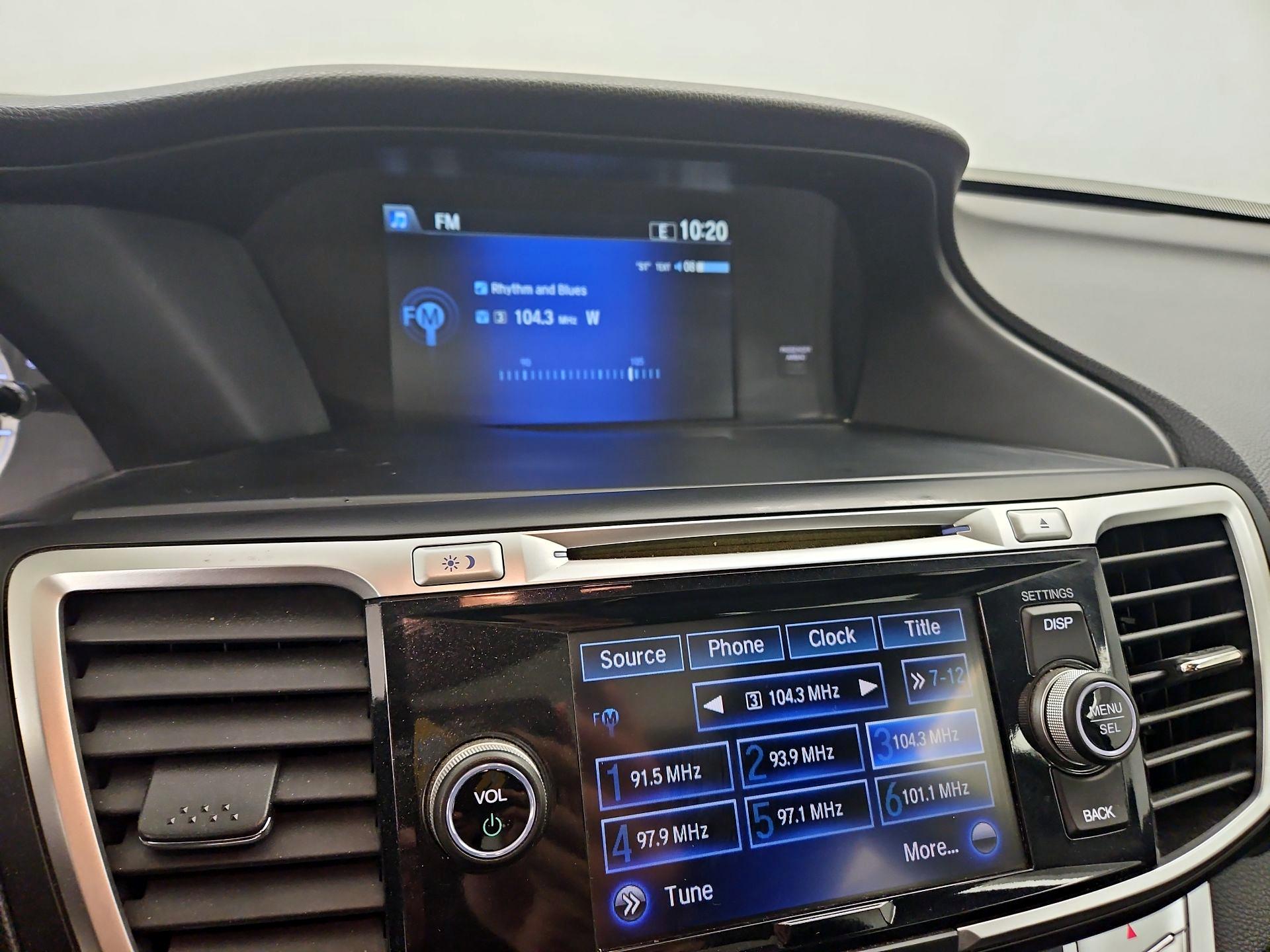 Thumbnail: 2015 Honda Accord - 15