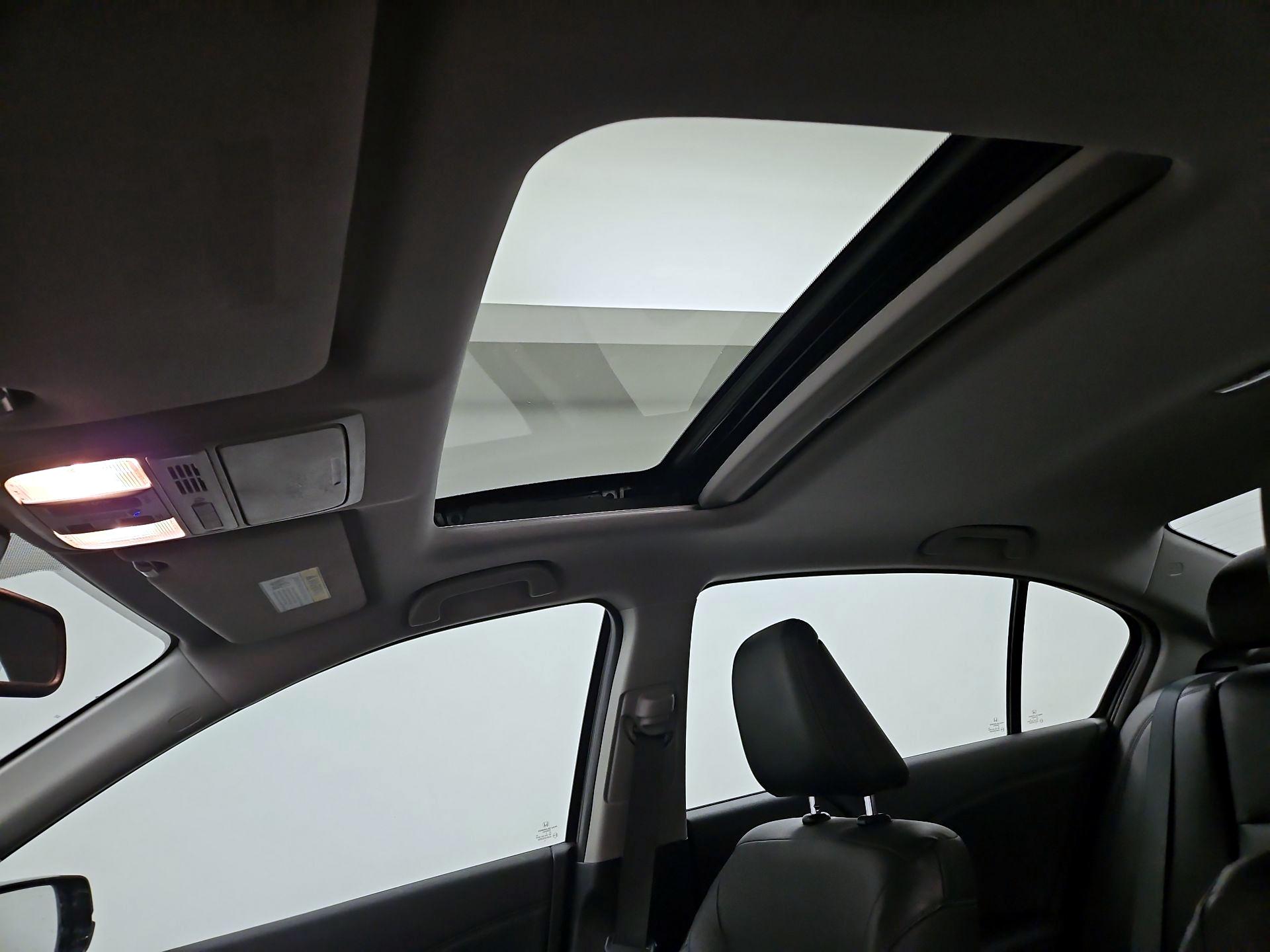 Thumbnail: 2015 Honda Accord - 19