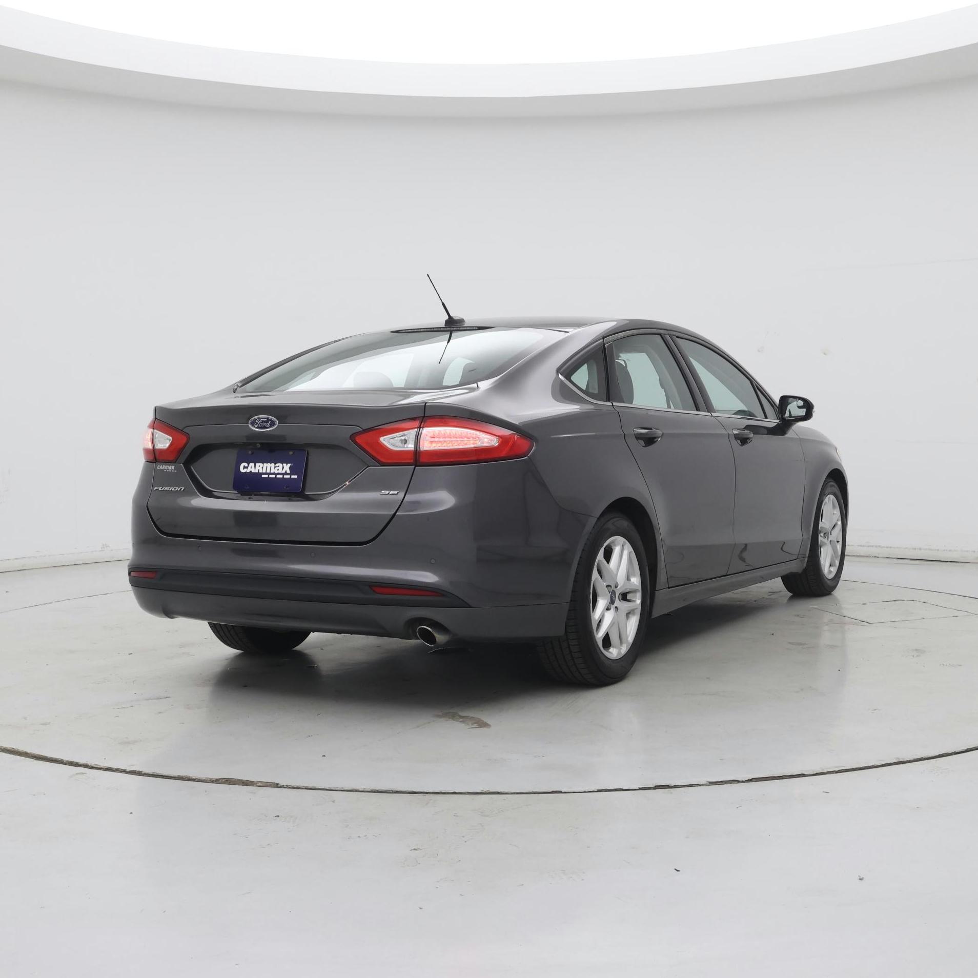 Thumbnail: 2016 Ford Fusion - 8