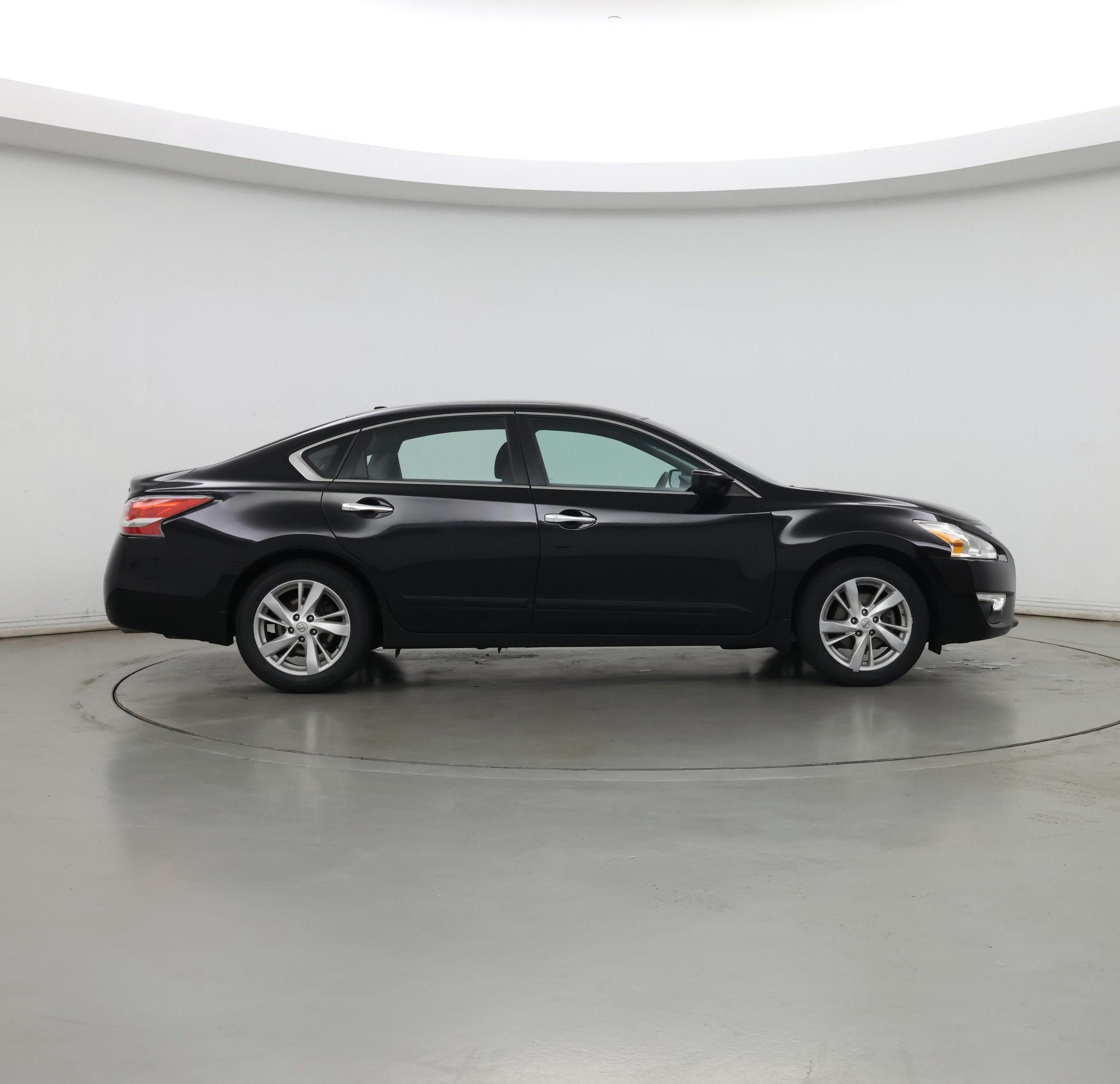 Thumbnail: 2015 Nissan Altima - 7