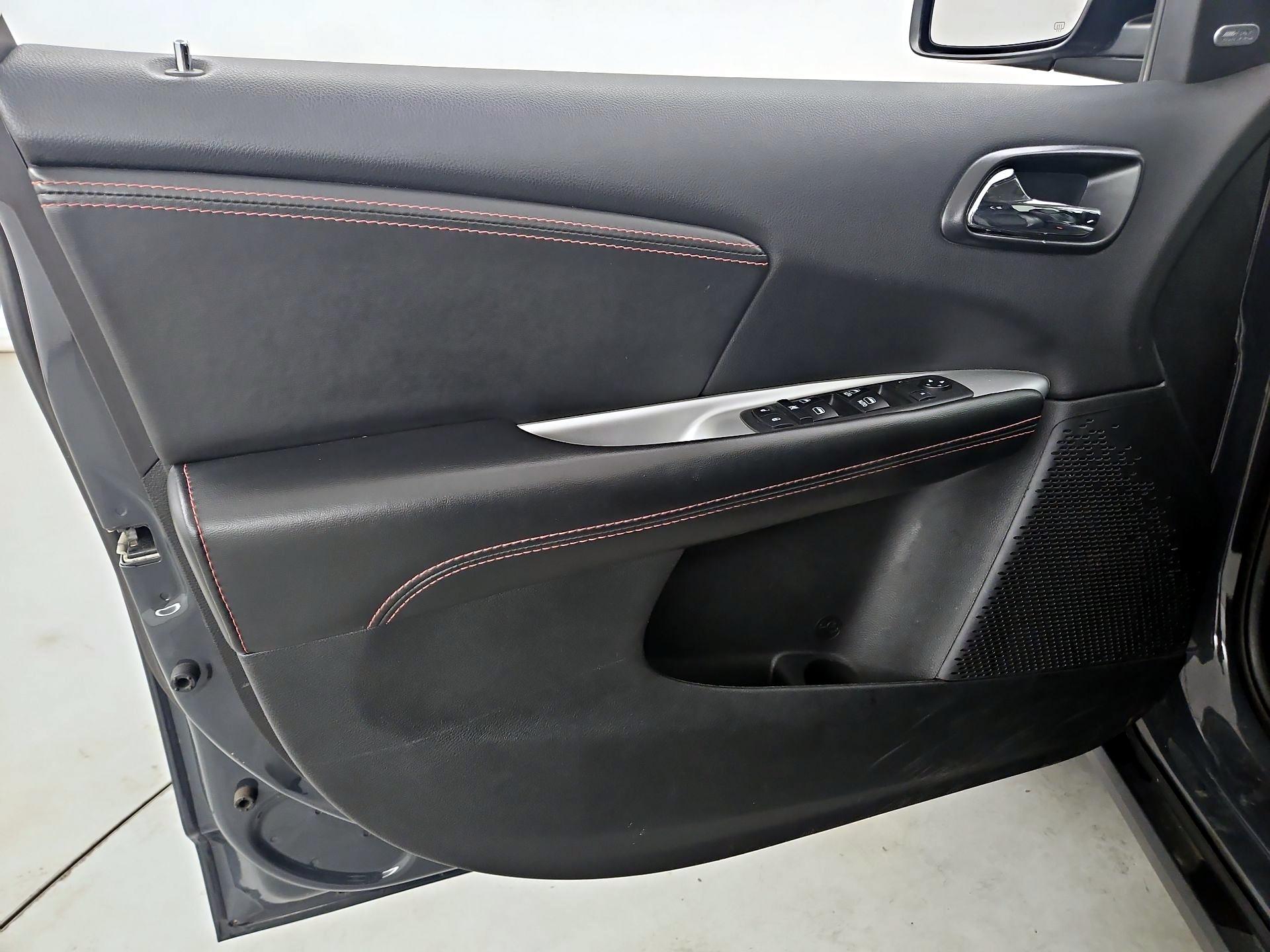 Thumbnail: 2018 Dodge Journey - 12