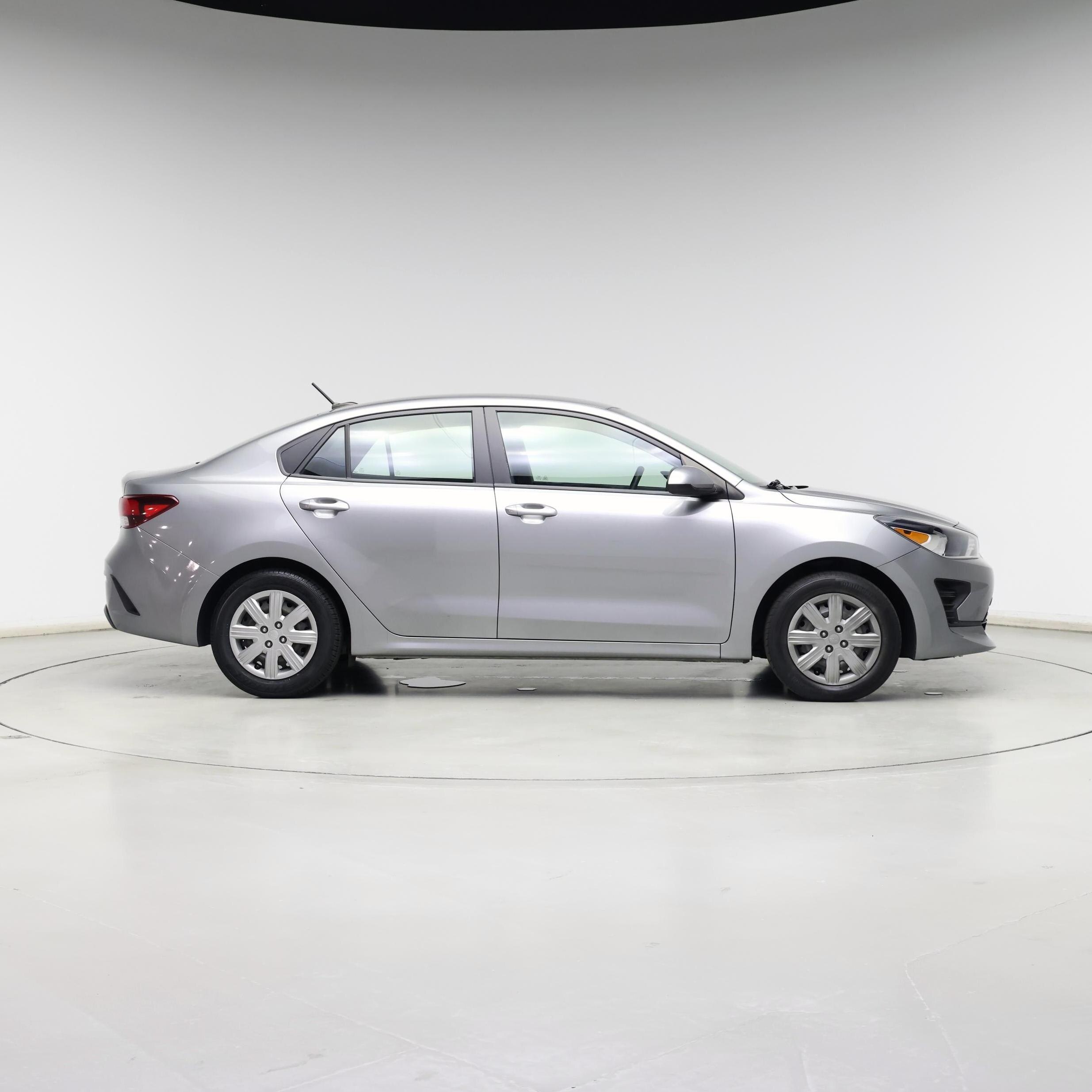 Thumbnail: 2022 Kia Rio - 7