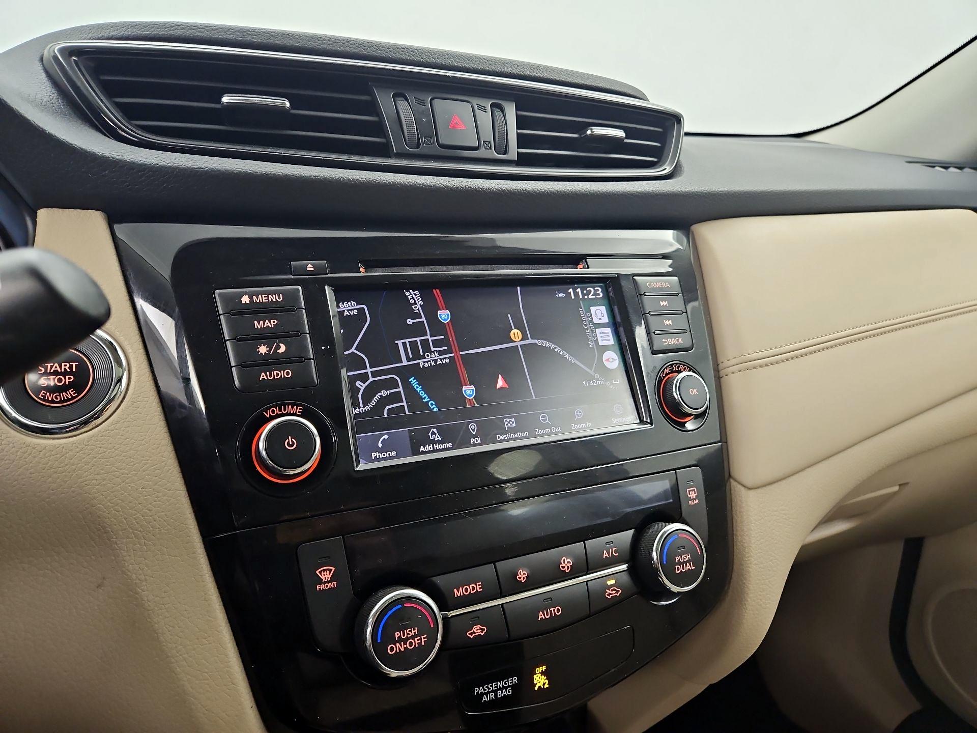 Thumbnail: 2019 Nissan Rogue - 14