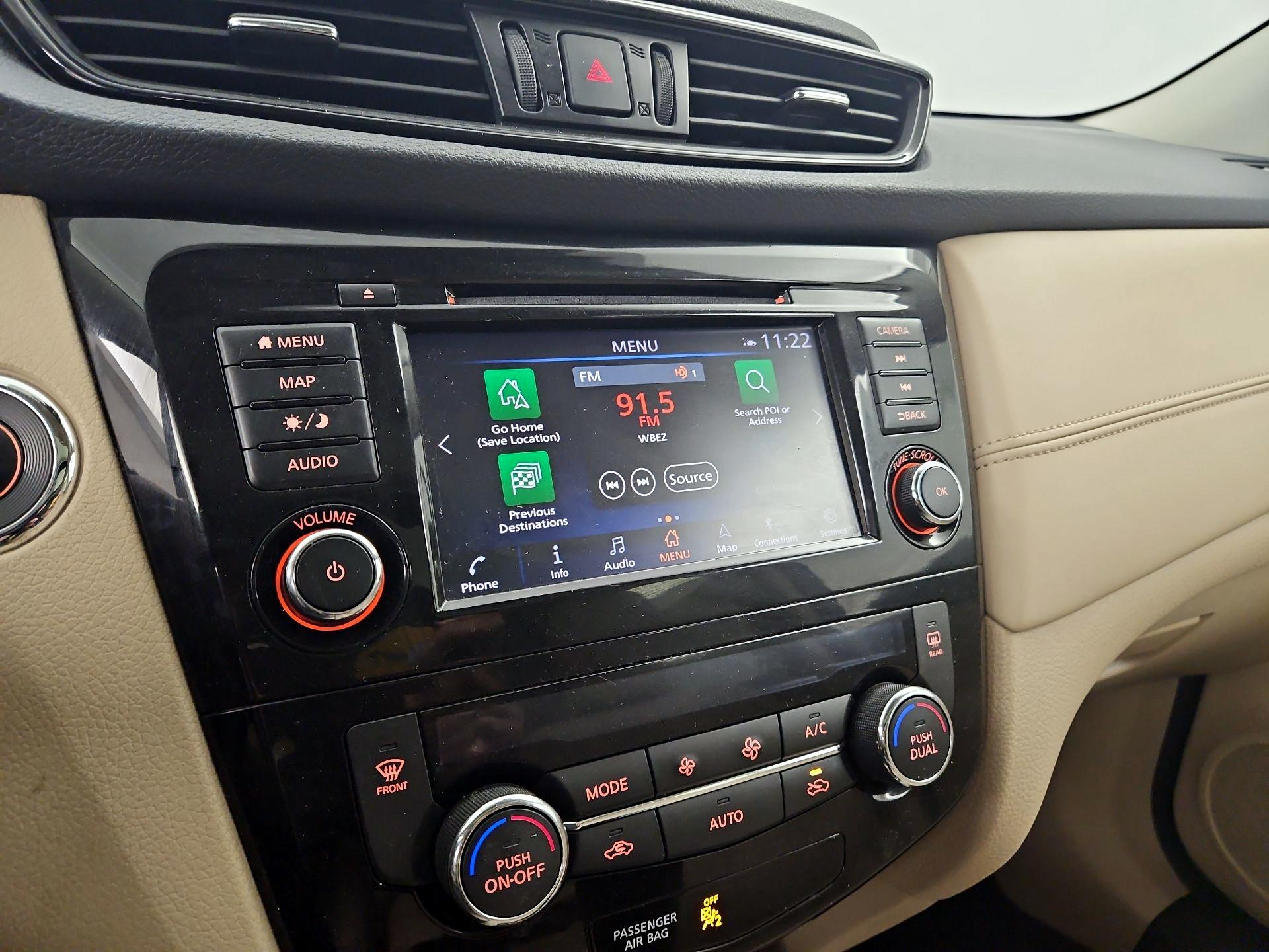 Thumbnail: 2019 Nissan Rogue - 16