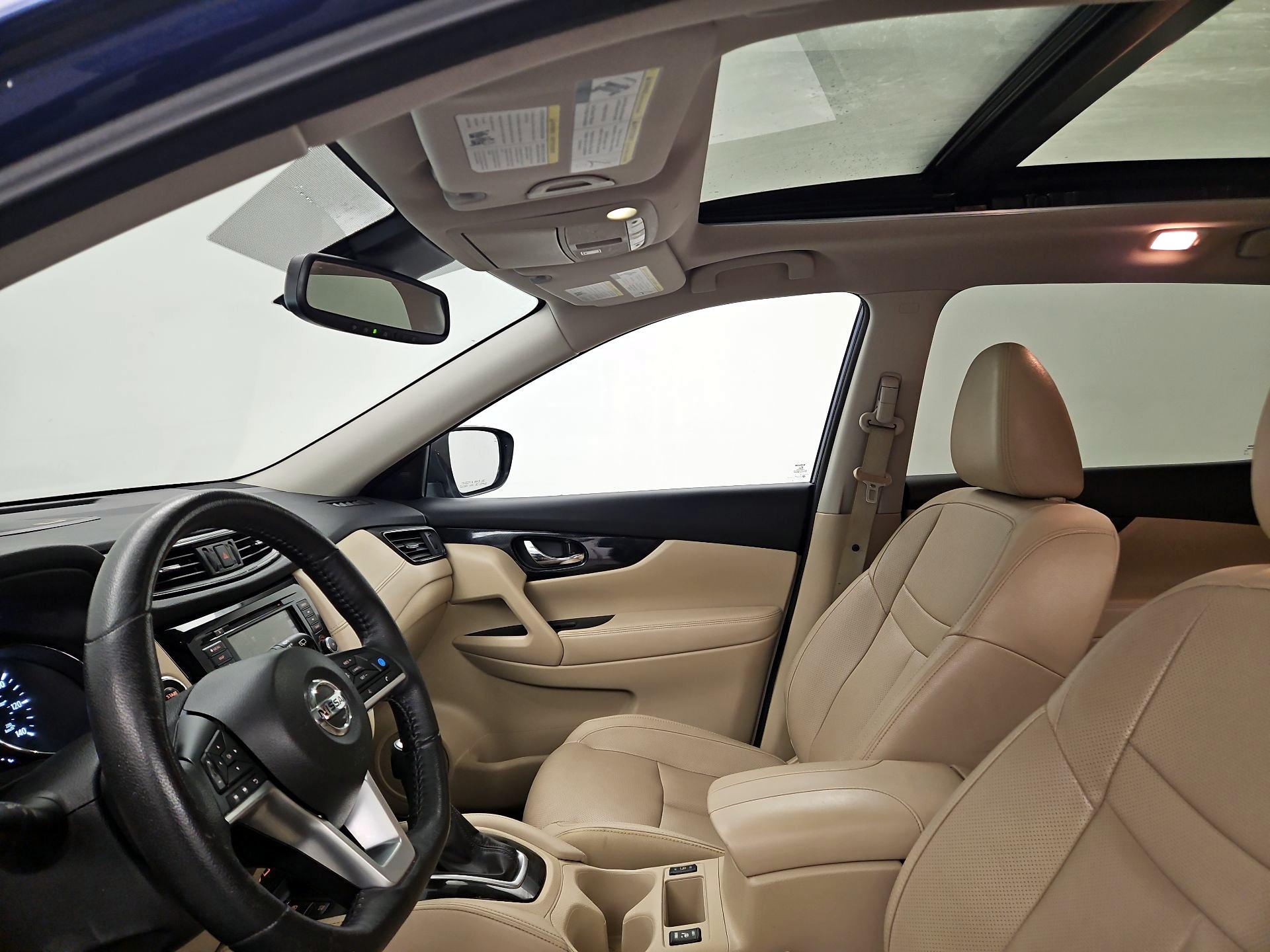 Thumbnail: 2019 Nissan Rogue - 20