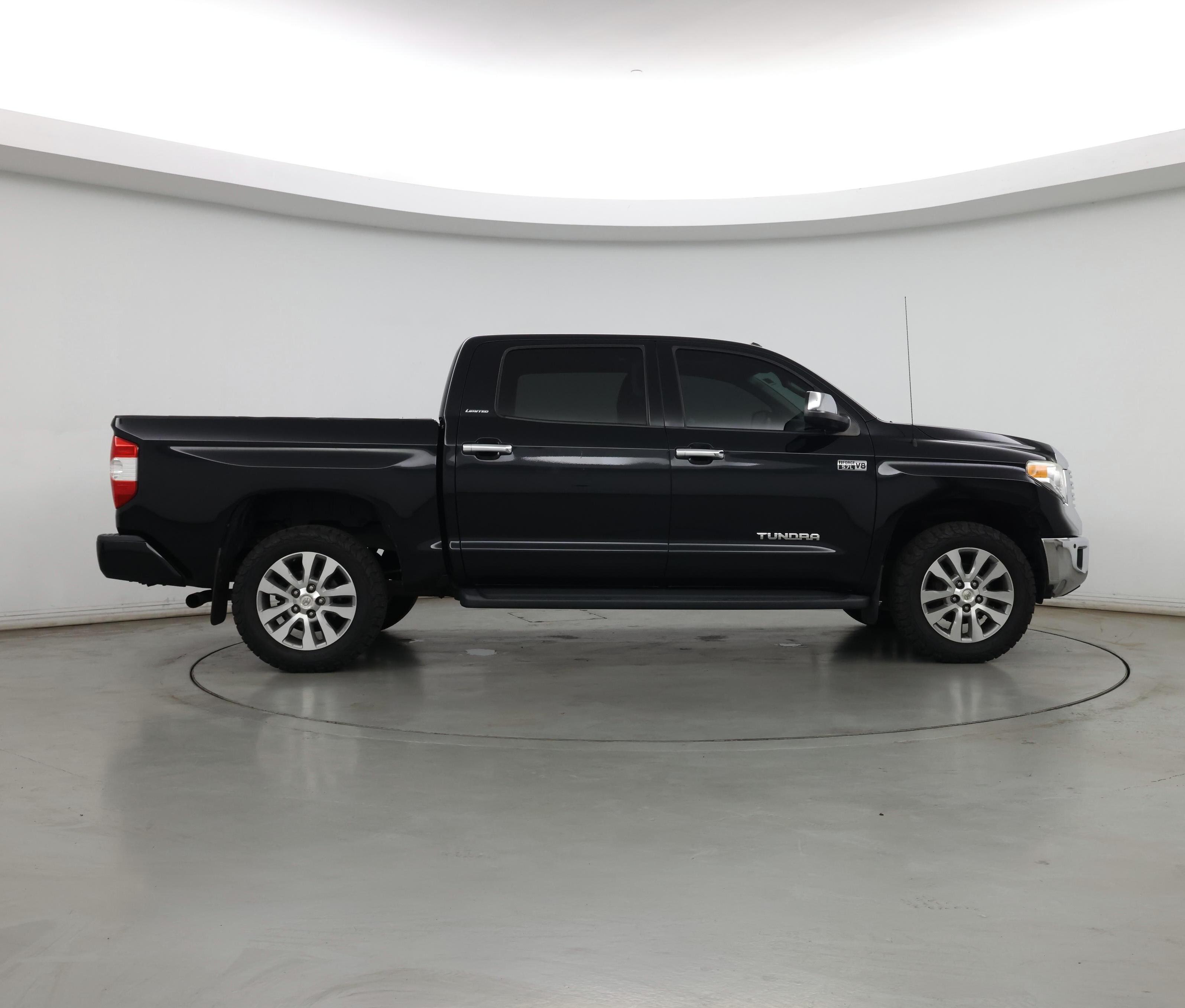 Thumbnail: 2015 Toyota Tundra - 7