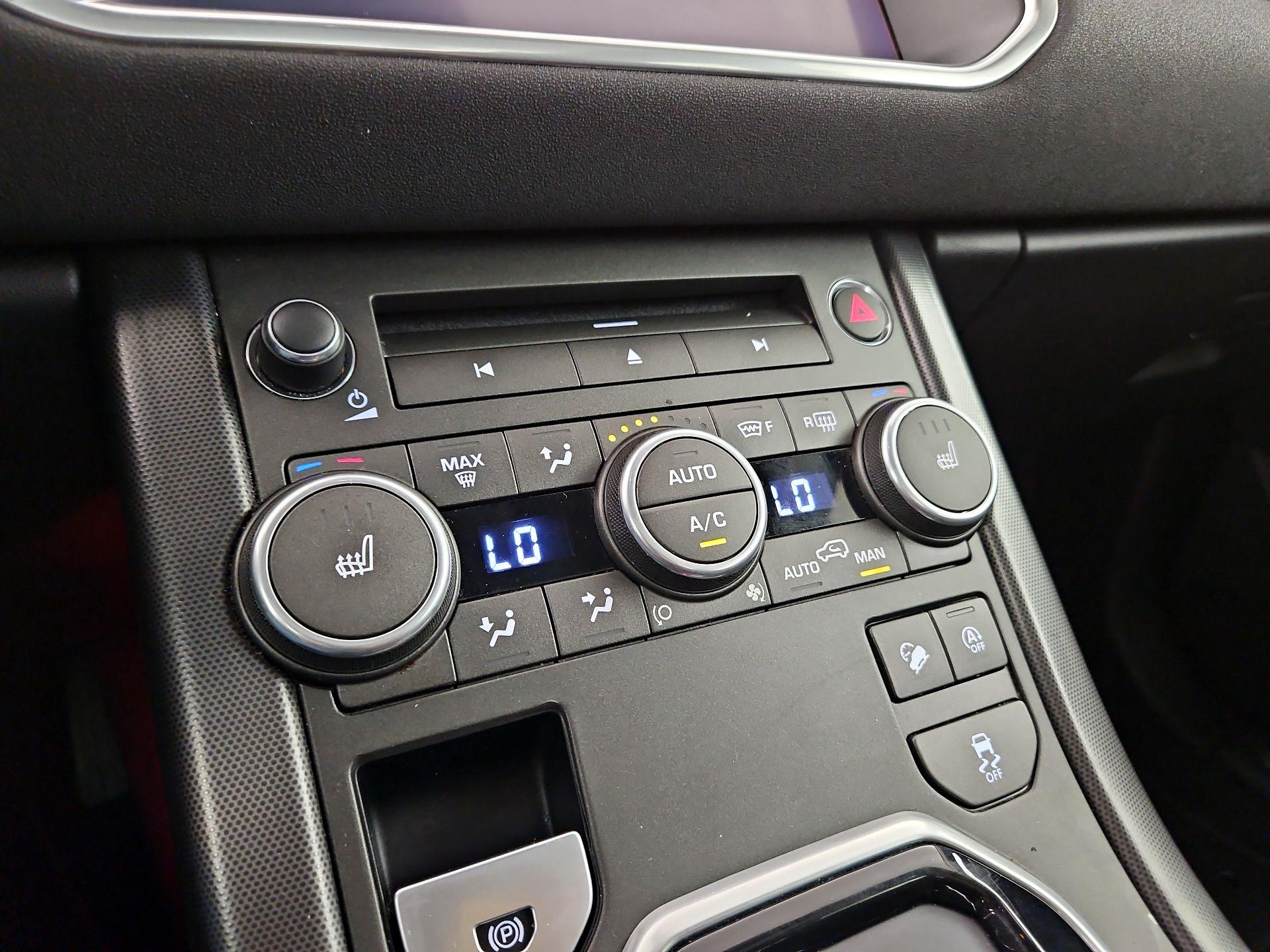 Thumbnail: 2019 Land Rover Range Rover Evoque - 14