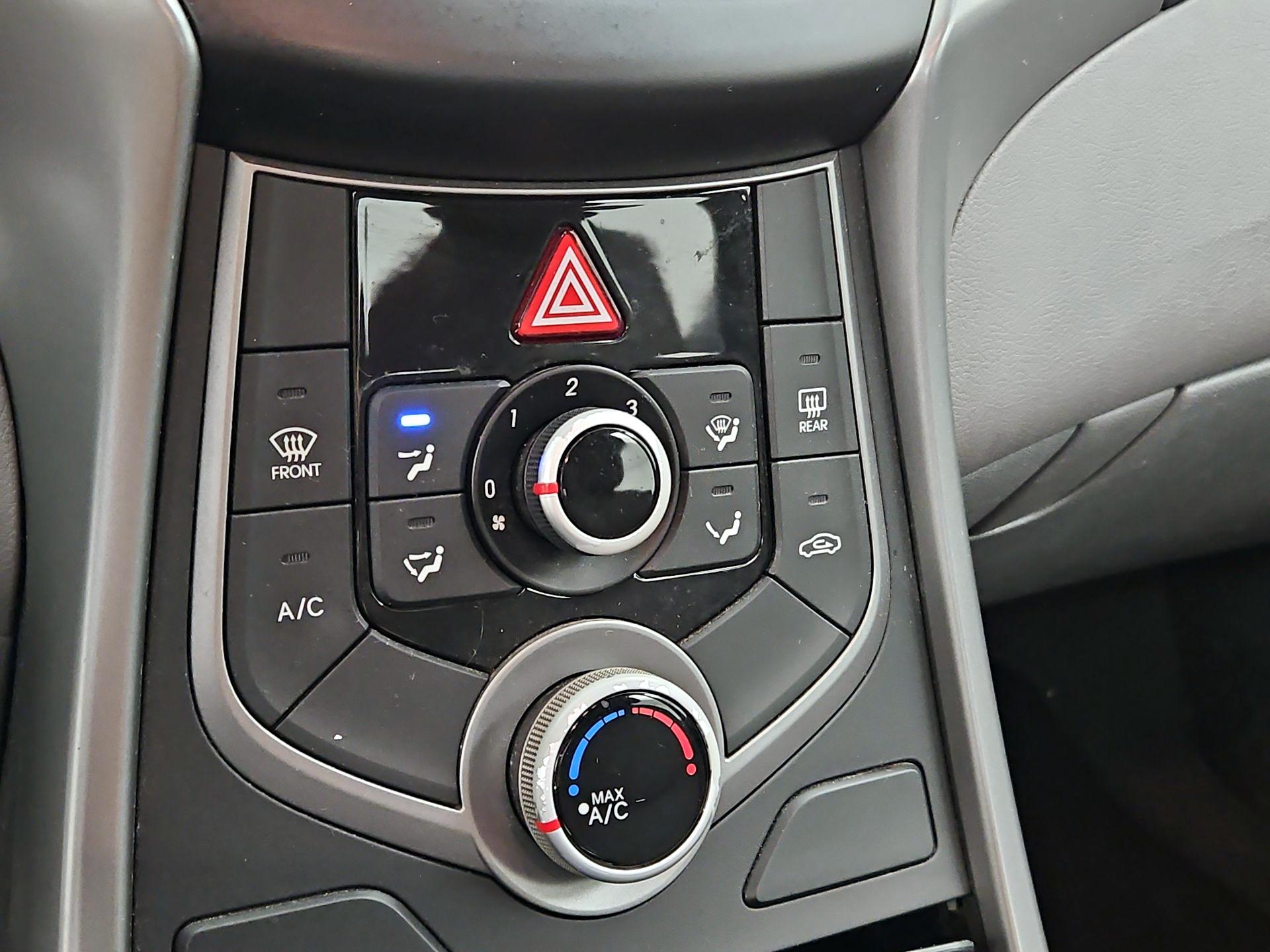 Thumbnail: 2016 Hyundai Elantra - 15