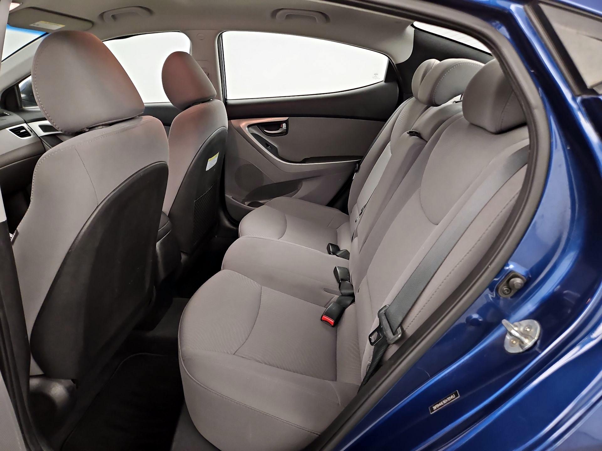 Thumbnail: 2016 Hyundai Elantra - 18
