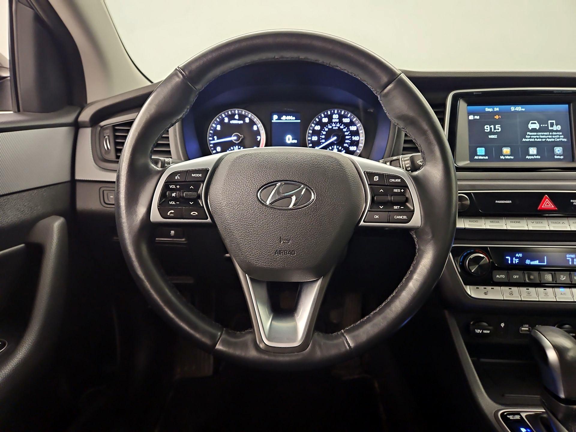 Thumbnail: 2018 Hyundai Sonata - 10