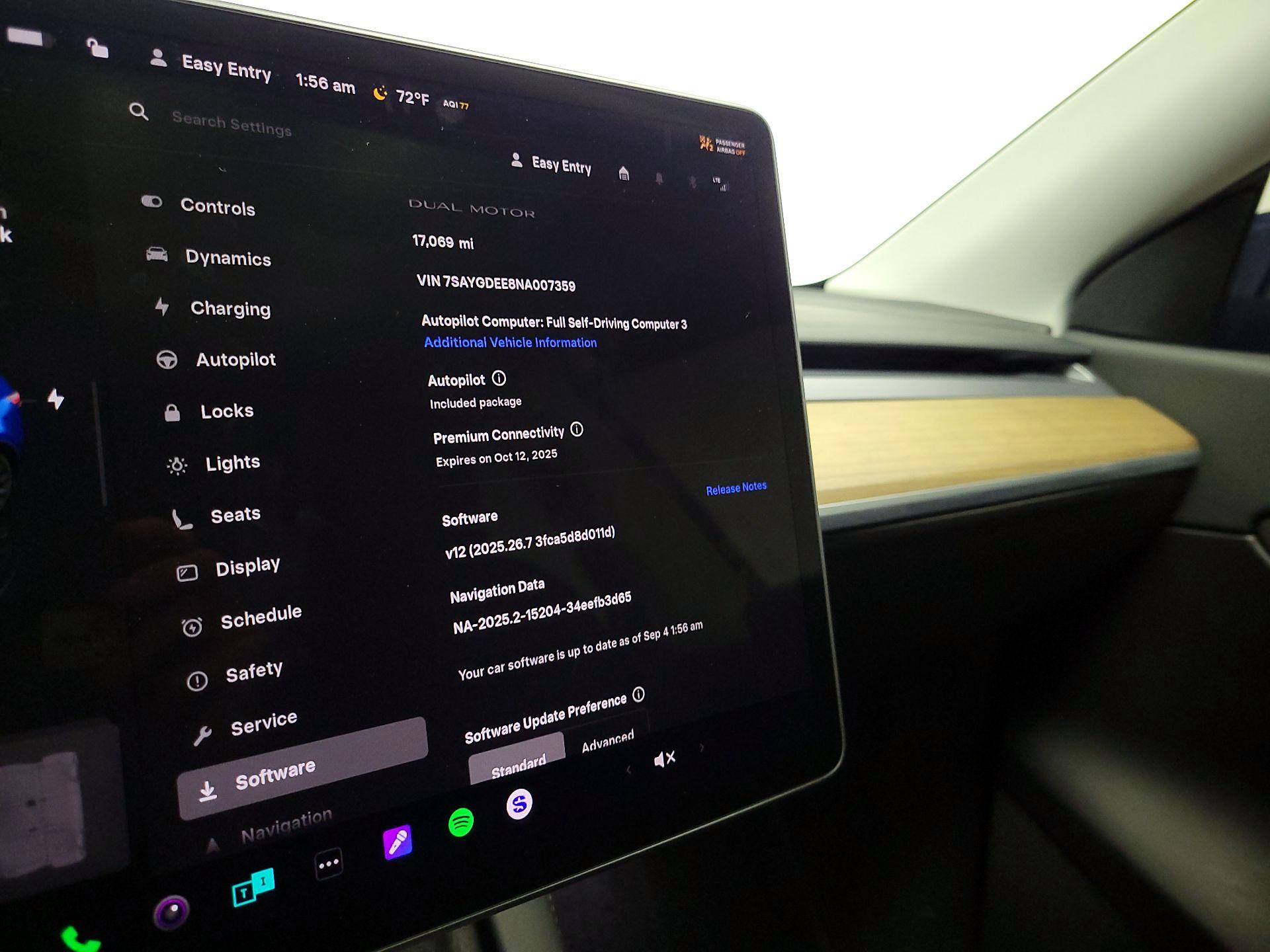 Thumbnail: 2022 Tesla Model Y - 13