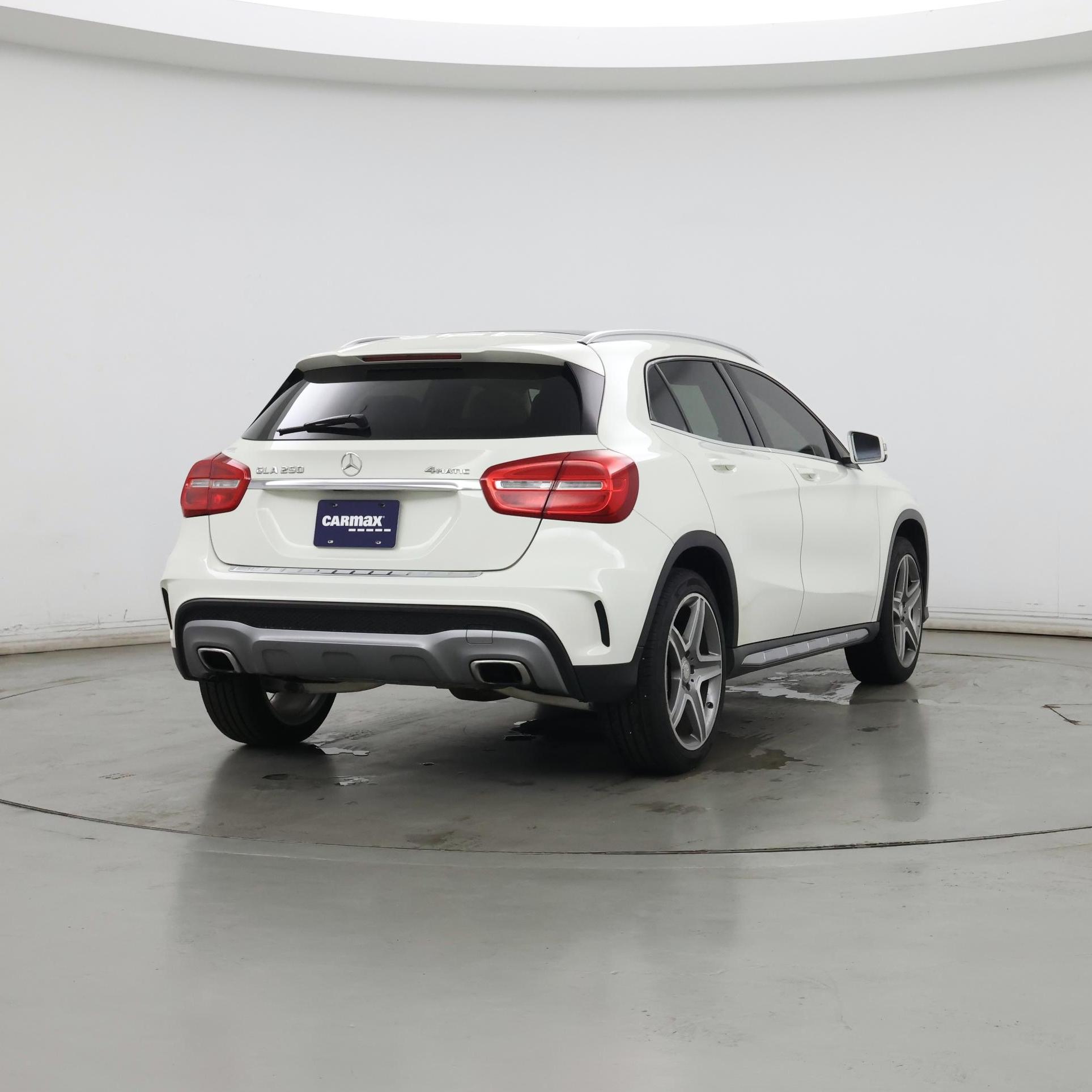 Thumbnail: 2015 Mercedes-Benz GLA - 8