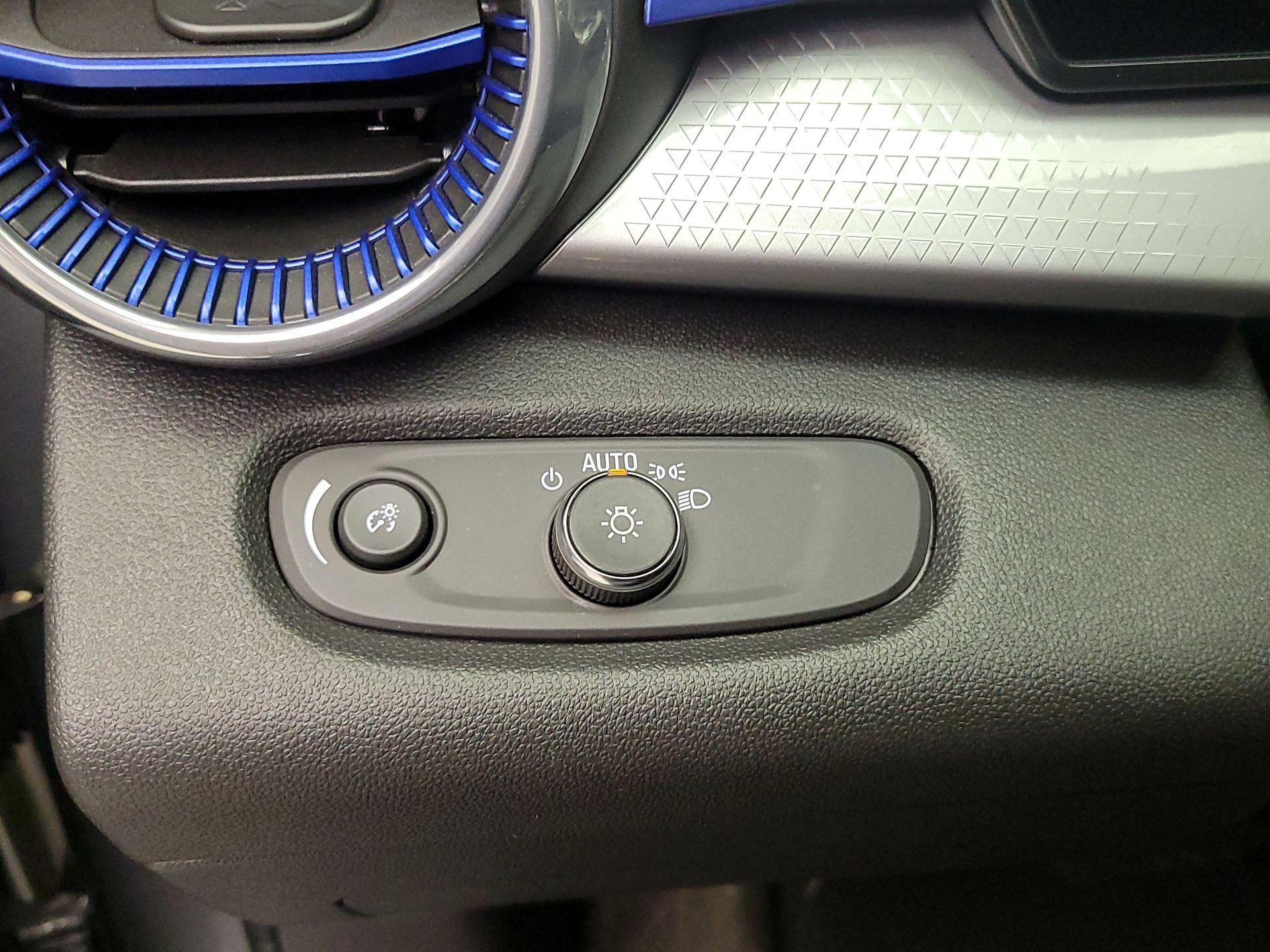 Thumbnail: 2024 Chevrolet Trax - 14