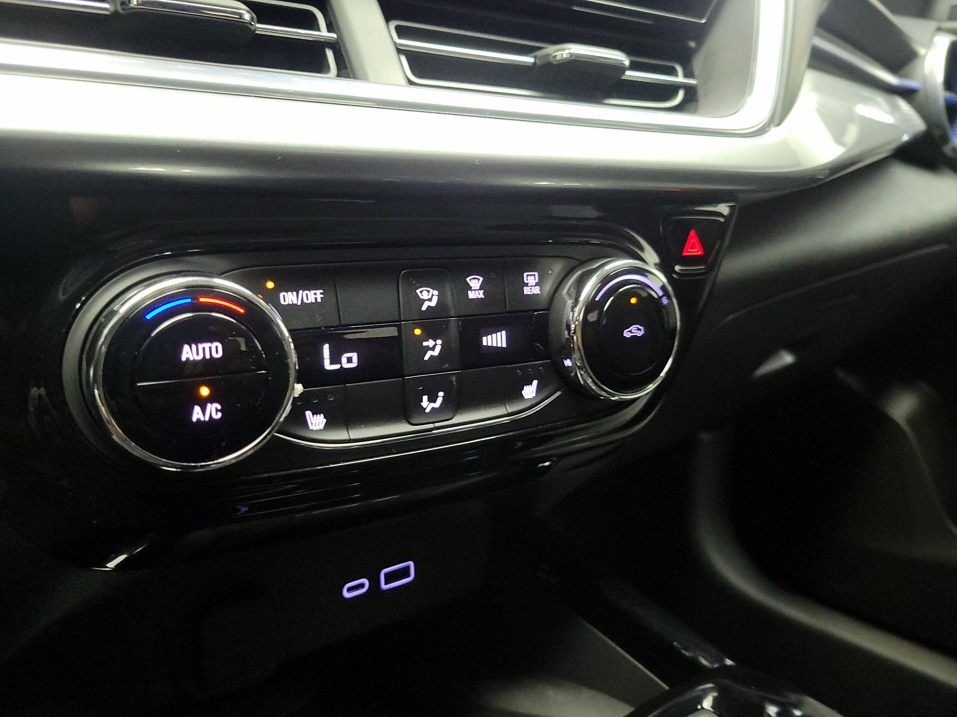 Thumbnail: 2024 Chevrolet Trax - 17